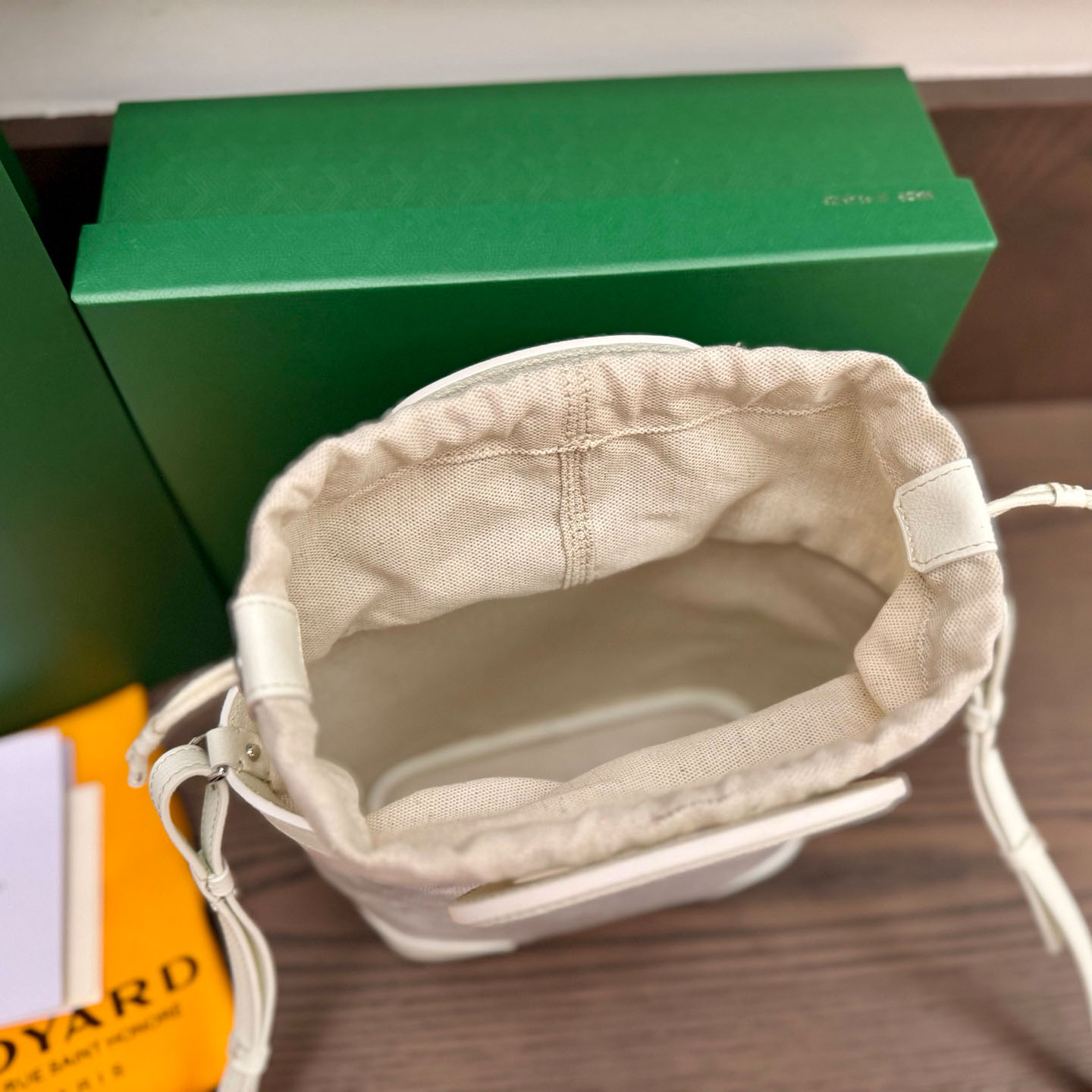 Goyard Beluga Mini Bag - DopestKickz