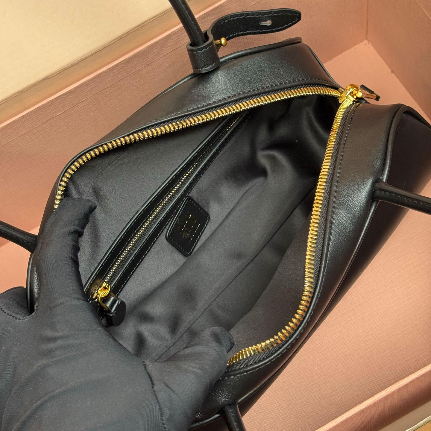 Miu Miu Beau Leather Bag - DopestKickz