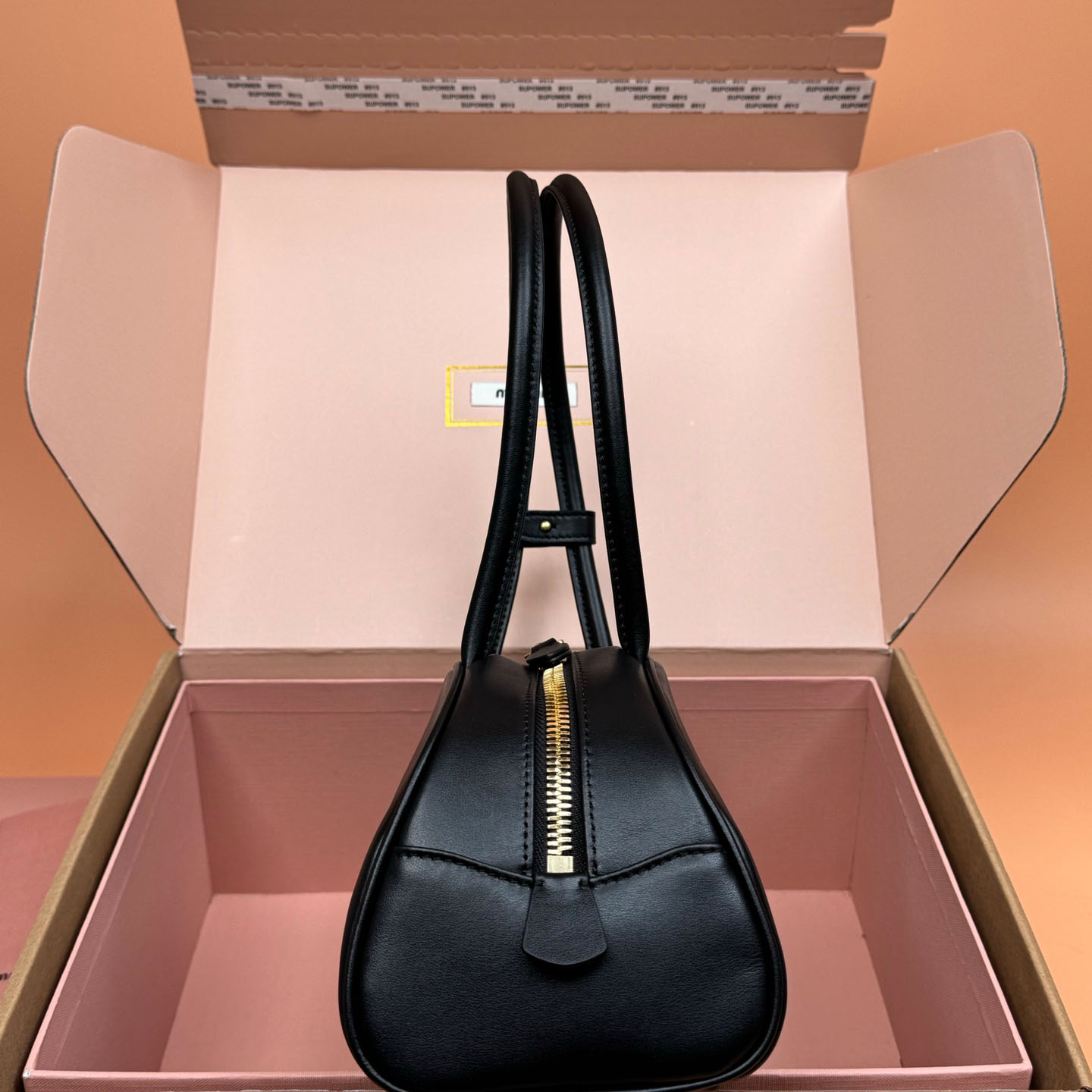 Miu Miu Beau Leather Bag - DopestKickz