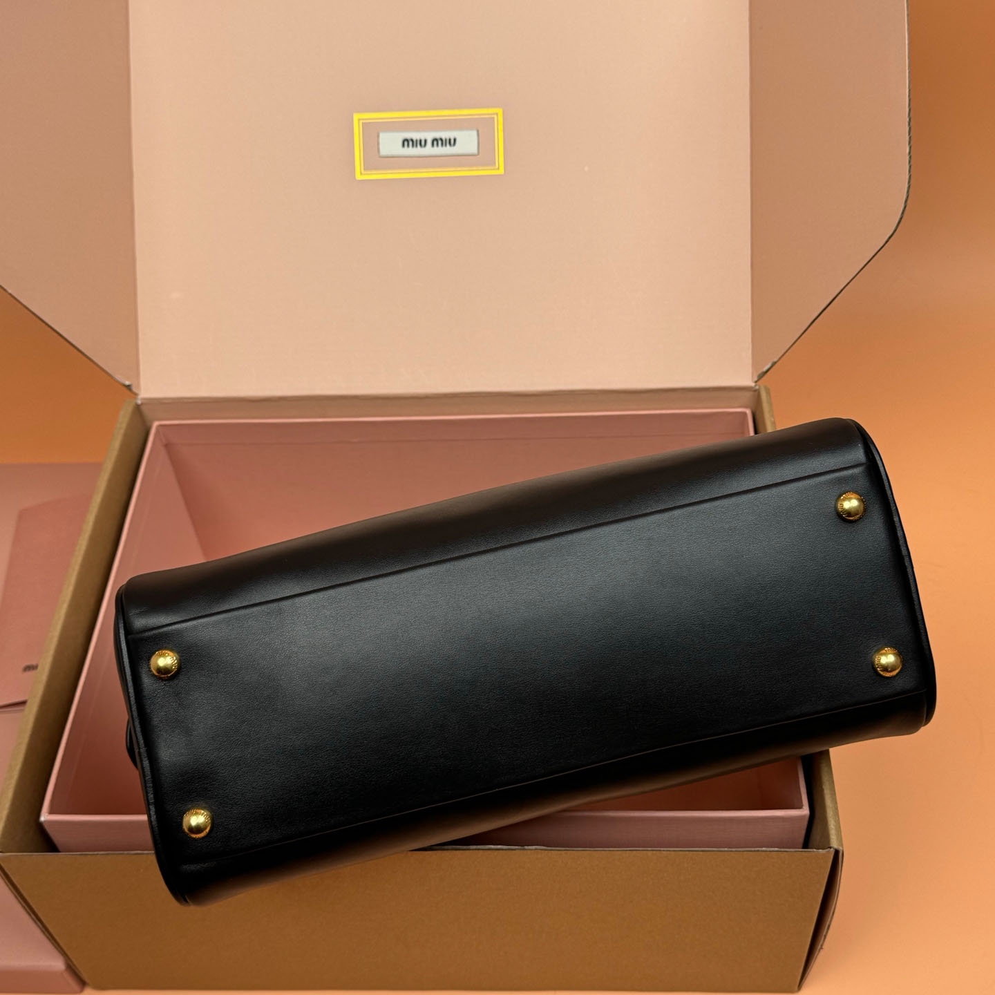 Miu Miu Beau Leather Bag - DopestKickz