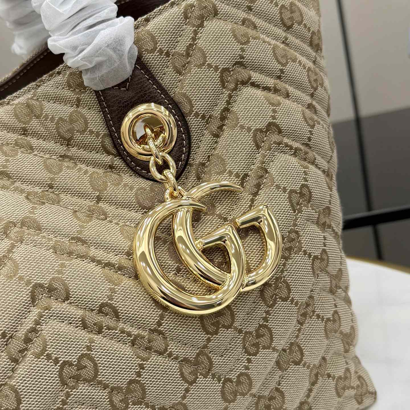 Gucci GG Marmont Medium Tote Bag - DopestKickz