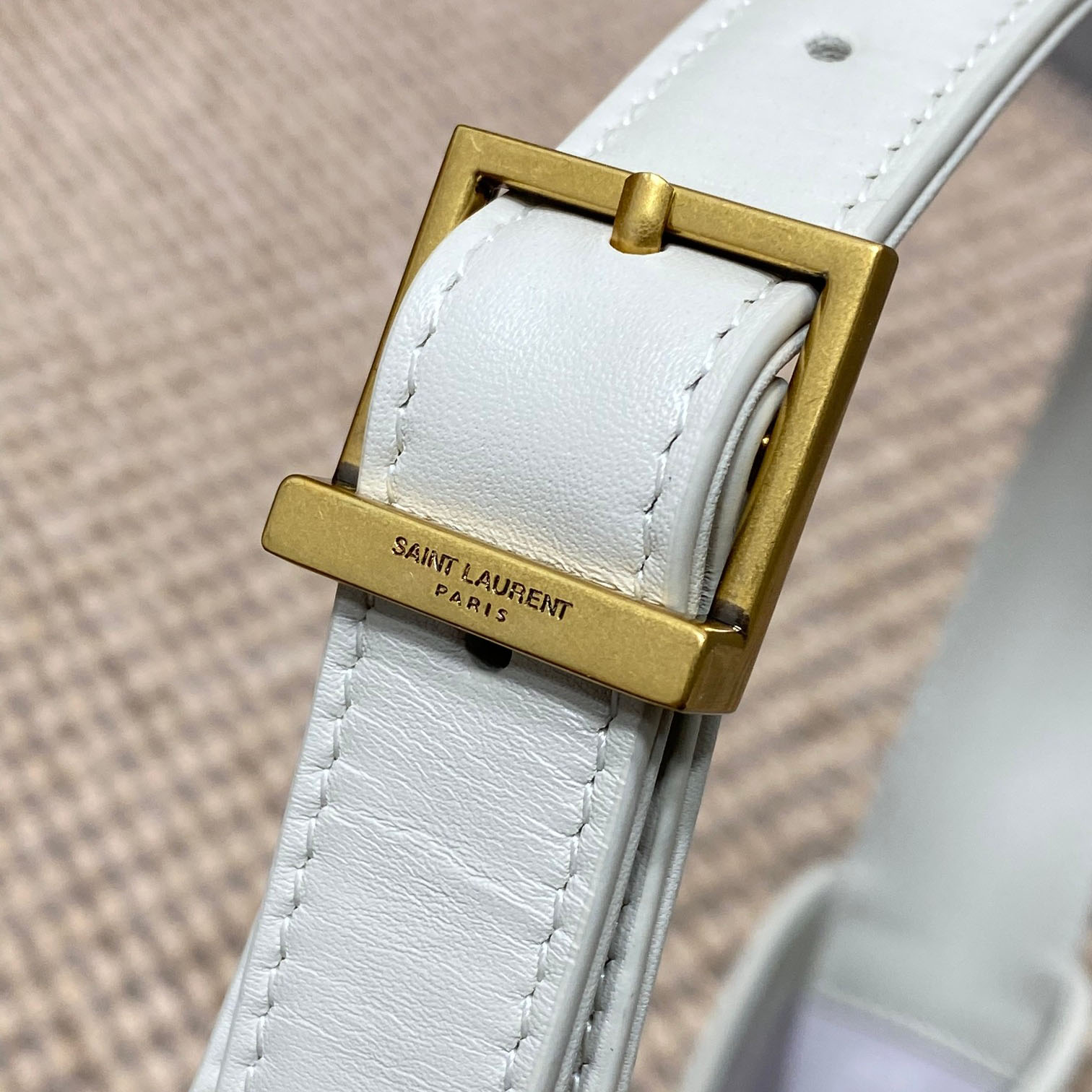 Saint Laurent Le 5 À 7 Hobo Bag 'Crema Soft' - DopestKickz