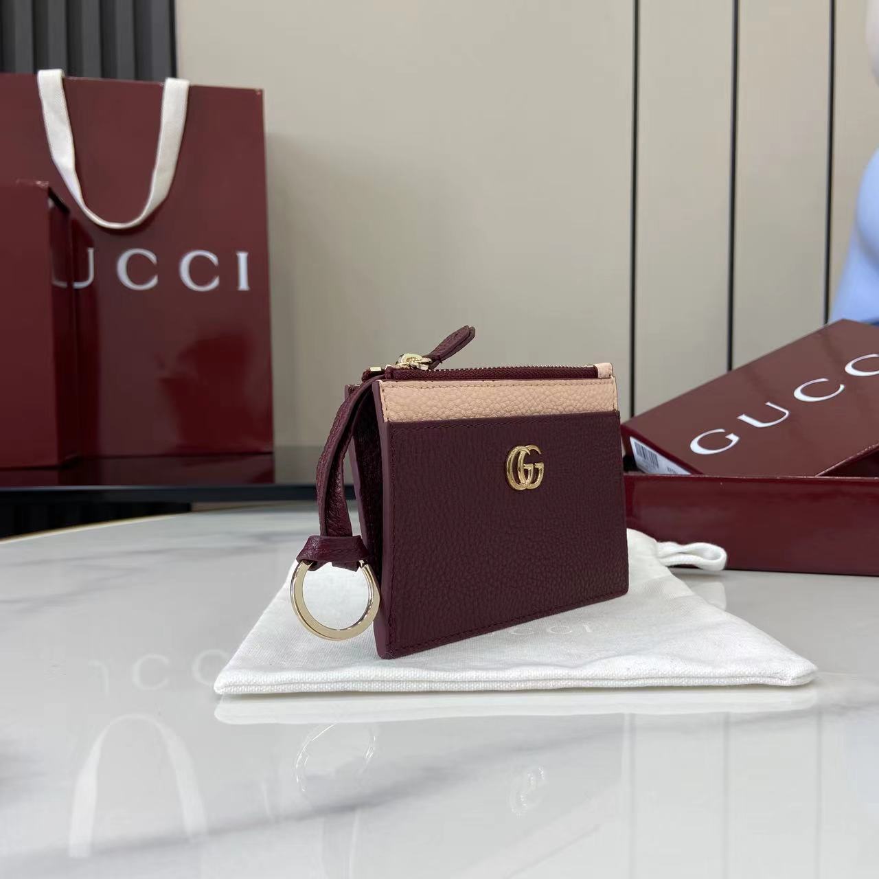 Gucci Bi-color GG Marmont Zip Key Pouch - DopestKickz