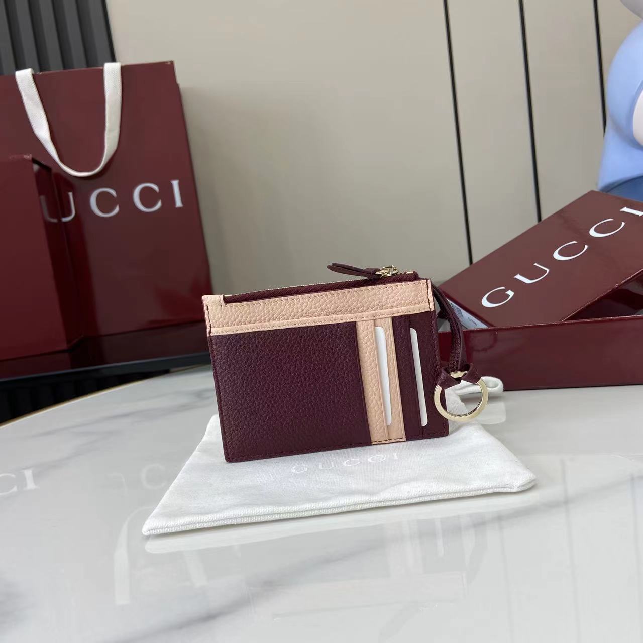 Gucci Bi-color GG Marmont Zip Key Pouch - DopestKickz