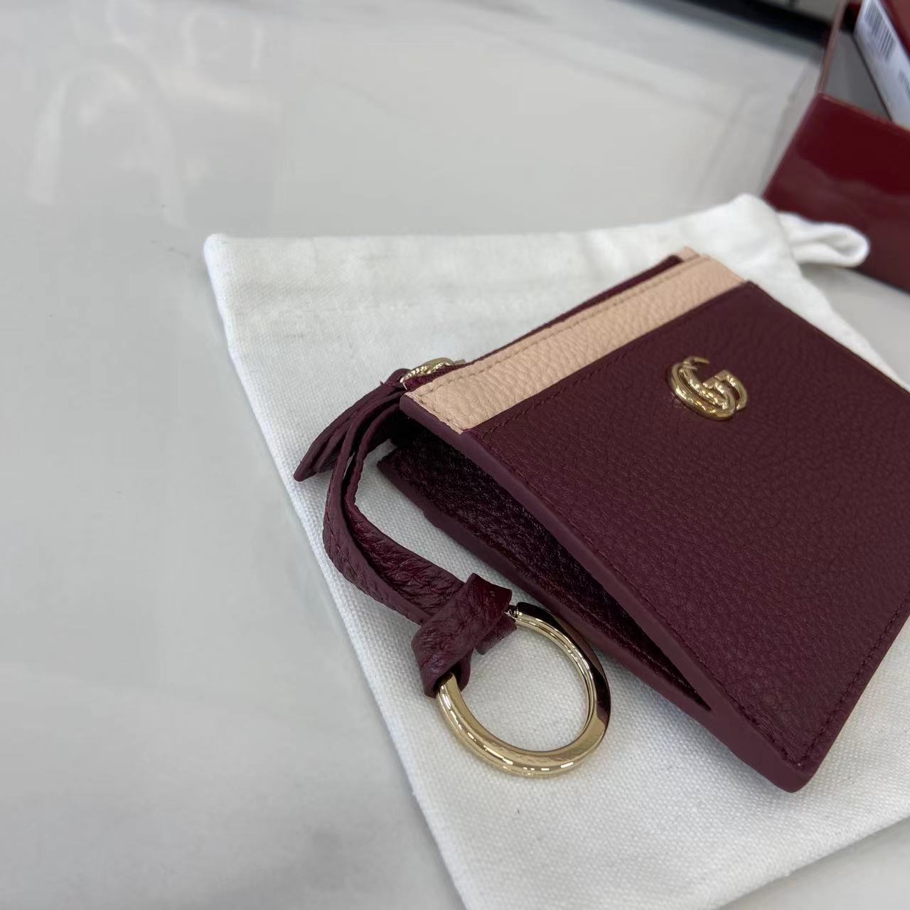 Gucci Bi-color GG Marmont Zip Key Pouch - DopestKickz