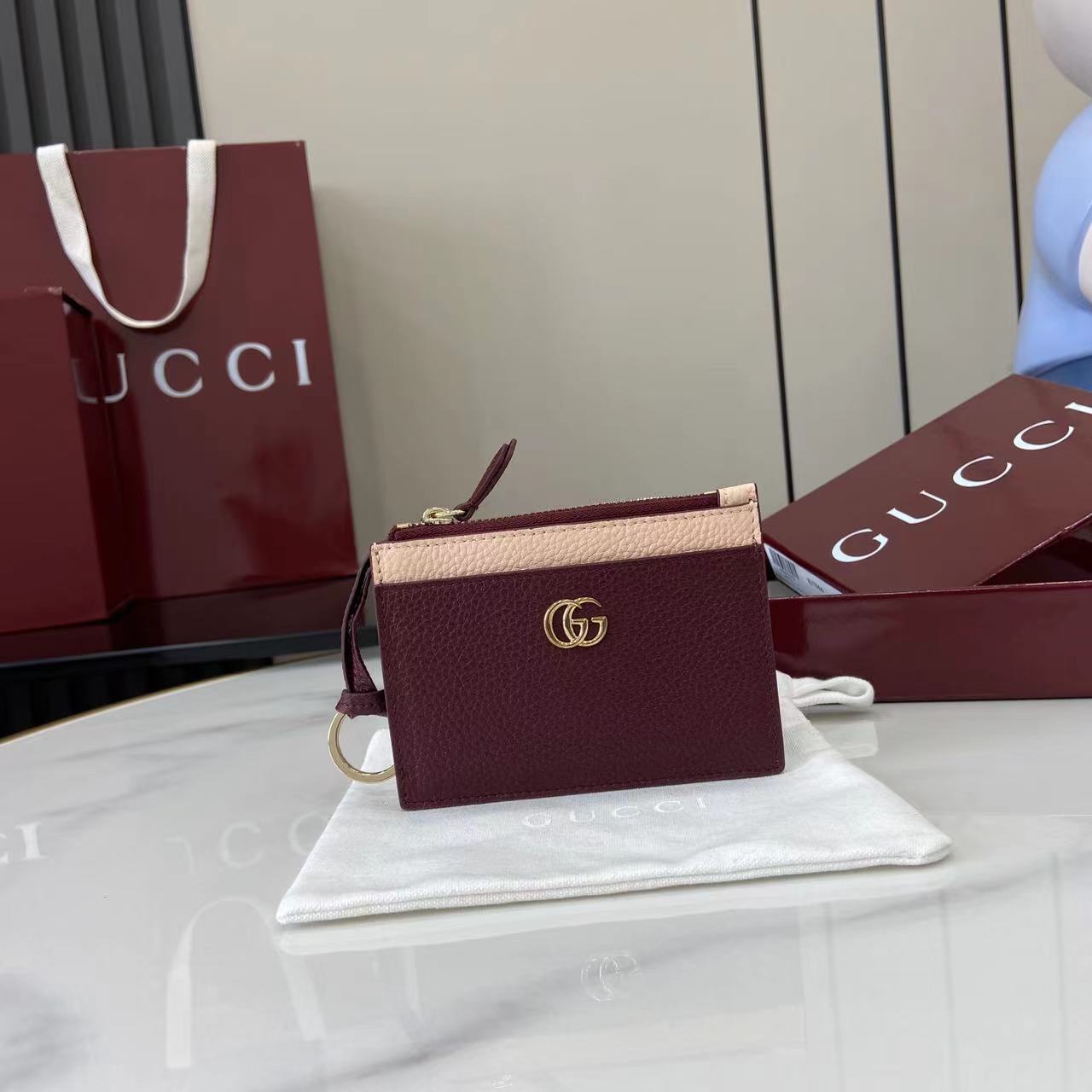 Gucci Bi-color GG Marmont Zip Key Pouch - DopestKickz