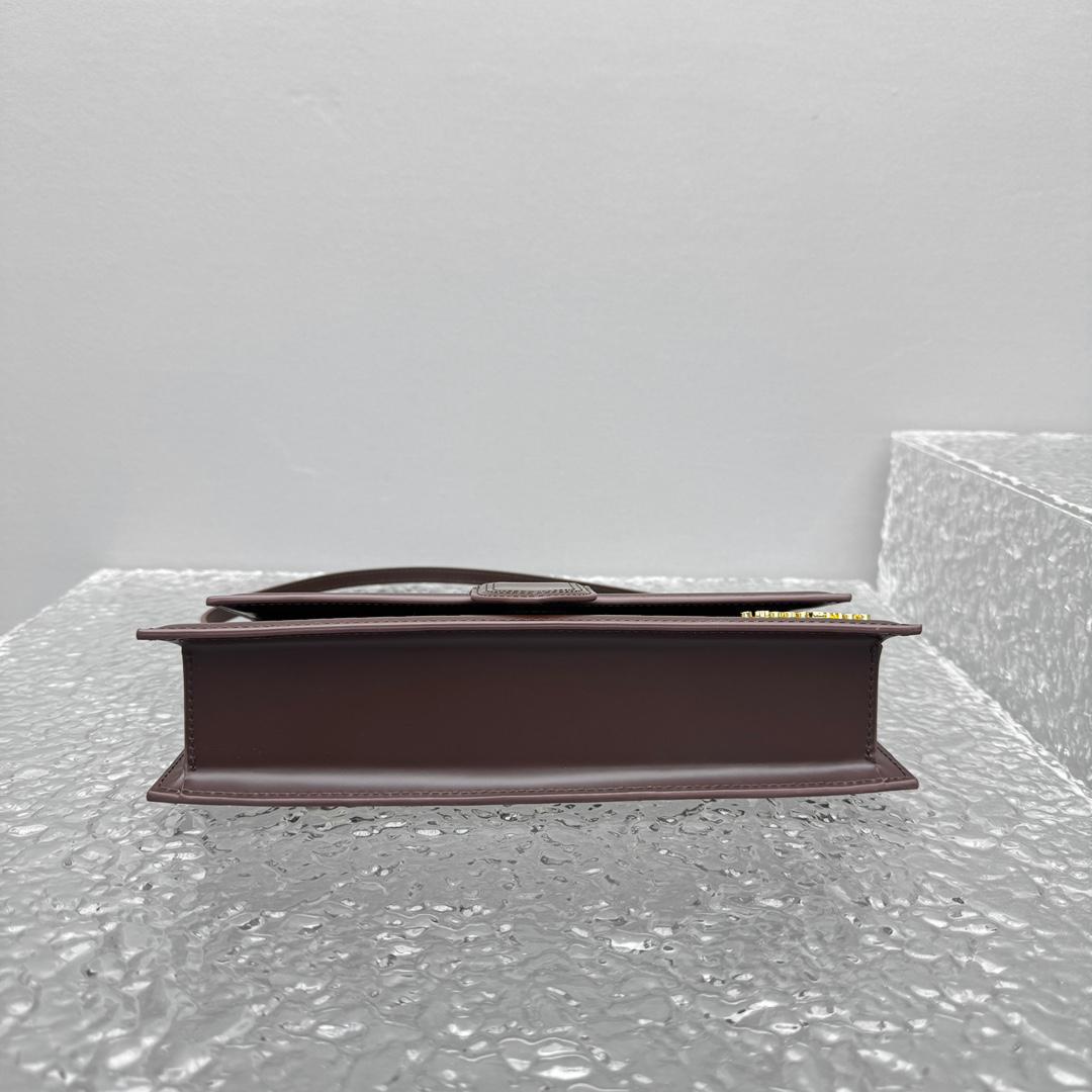 Jacquemus The Long Bambino - DopestKickz