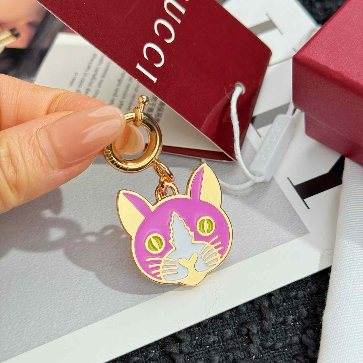 Gucci Cat Keychain  - DopestKickz