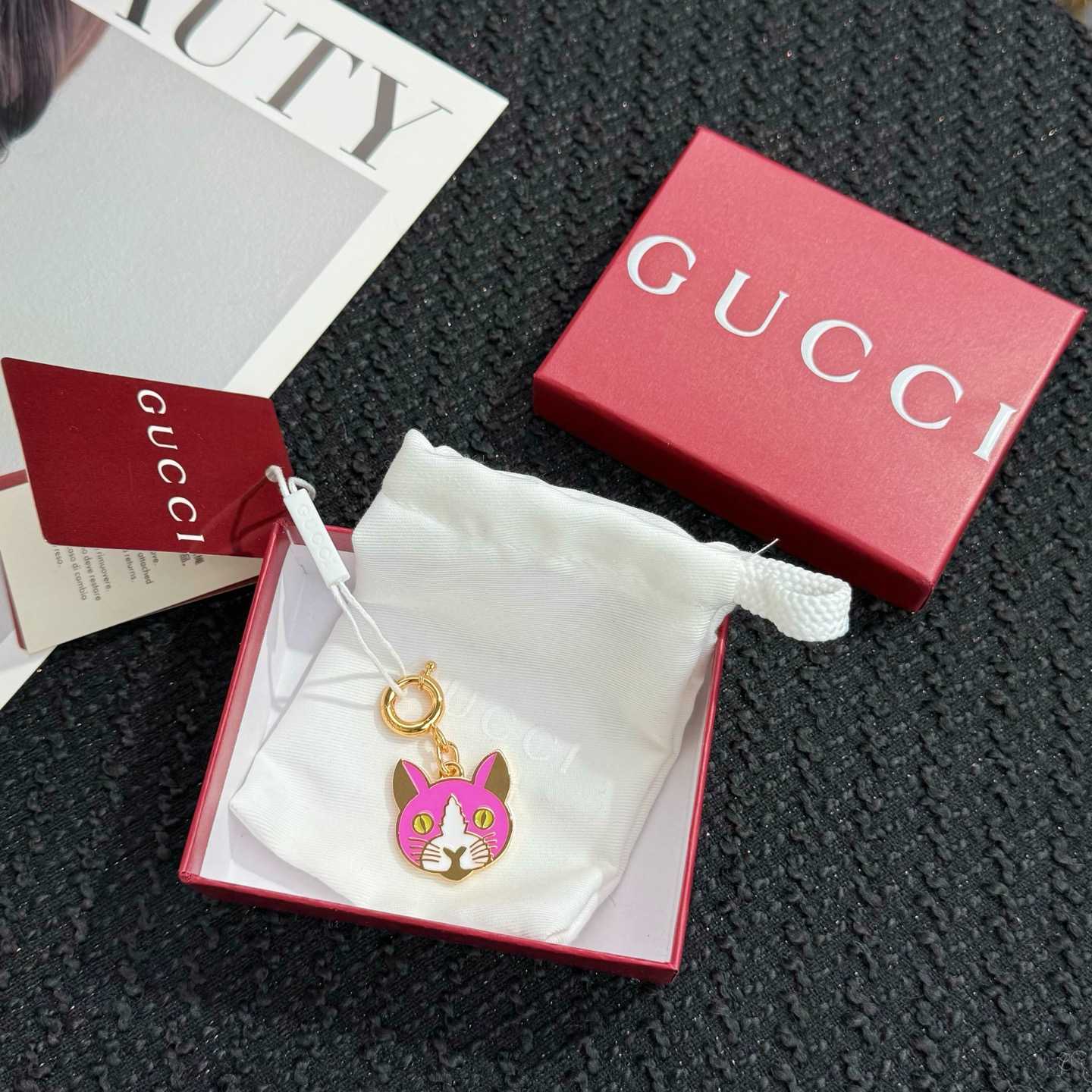 Gucci Cat Keychain  - DopestKickz