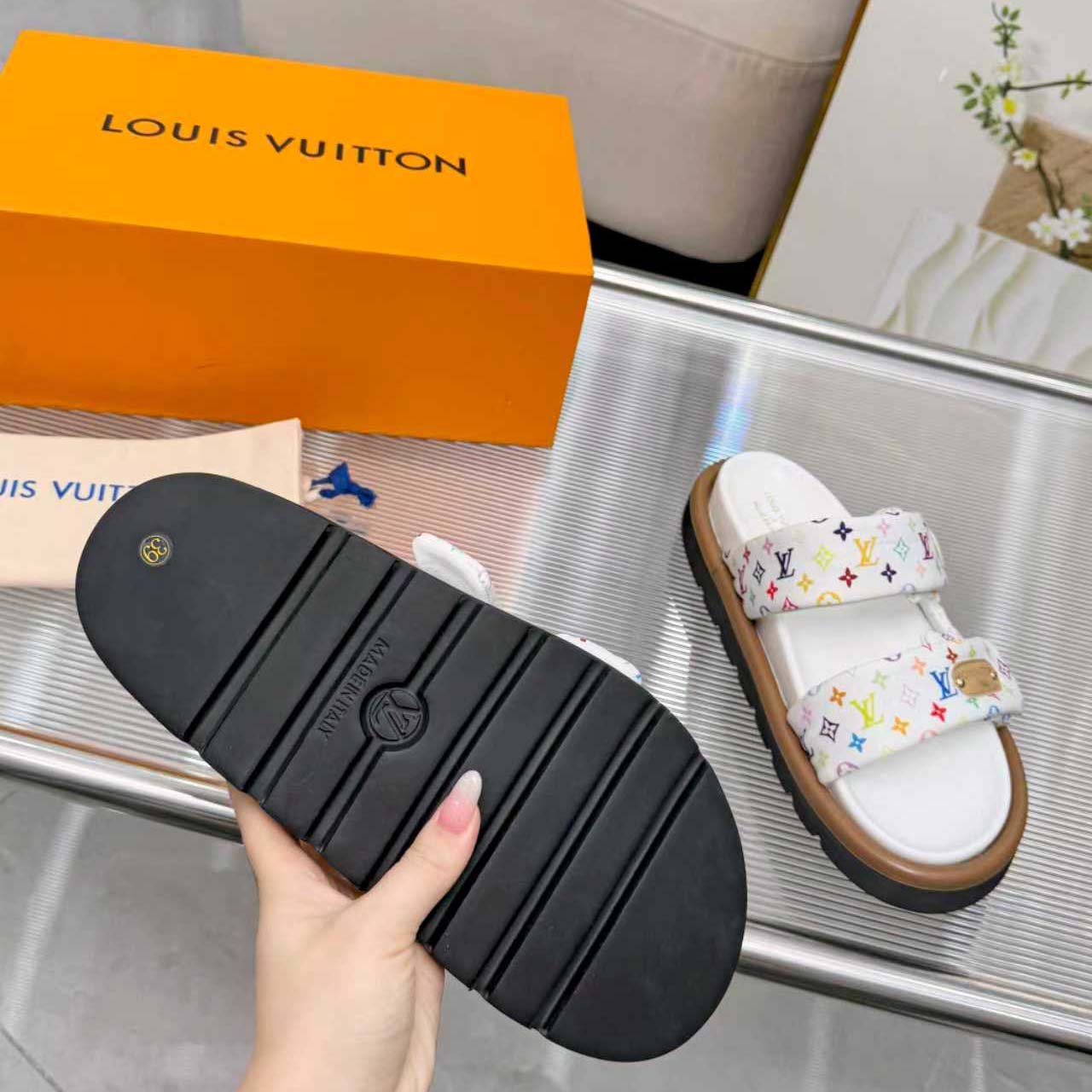 Louis Vuitton LV x TM Pool Pillow Comfort Mule   1AJNEW - DopestKickz