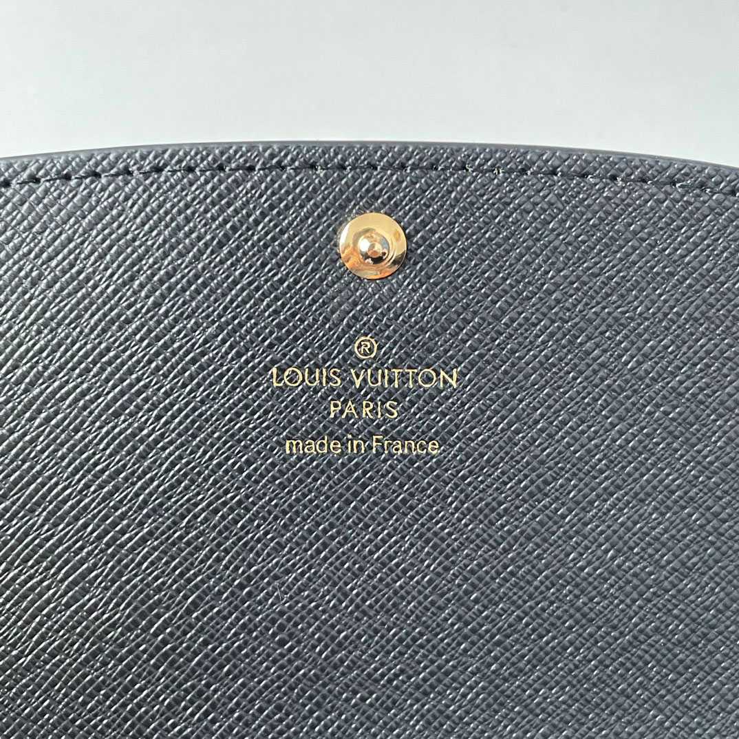 Louis Vuitton Emilie Wallet  M82157 - DopestKickz