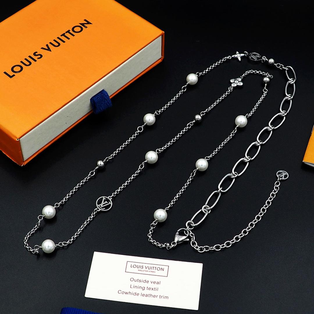 Louis Vuitton LV Mix Chains Necklace   M02516 - DopestKickz