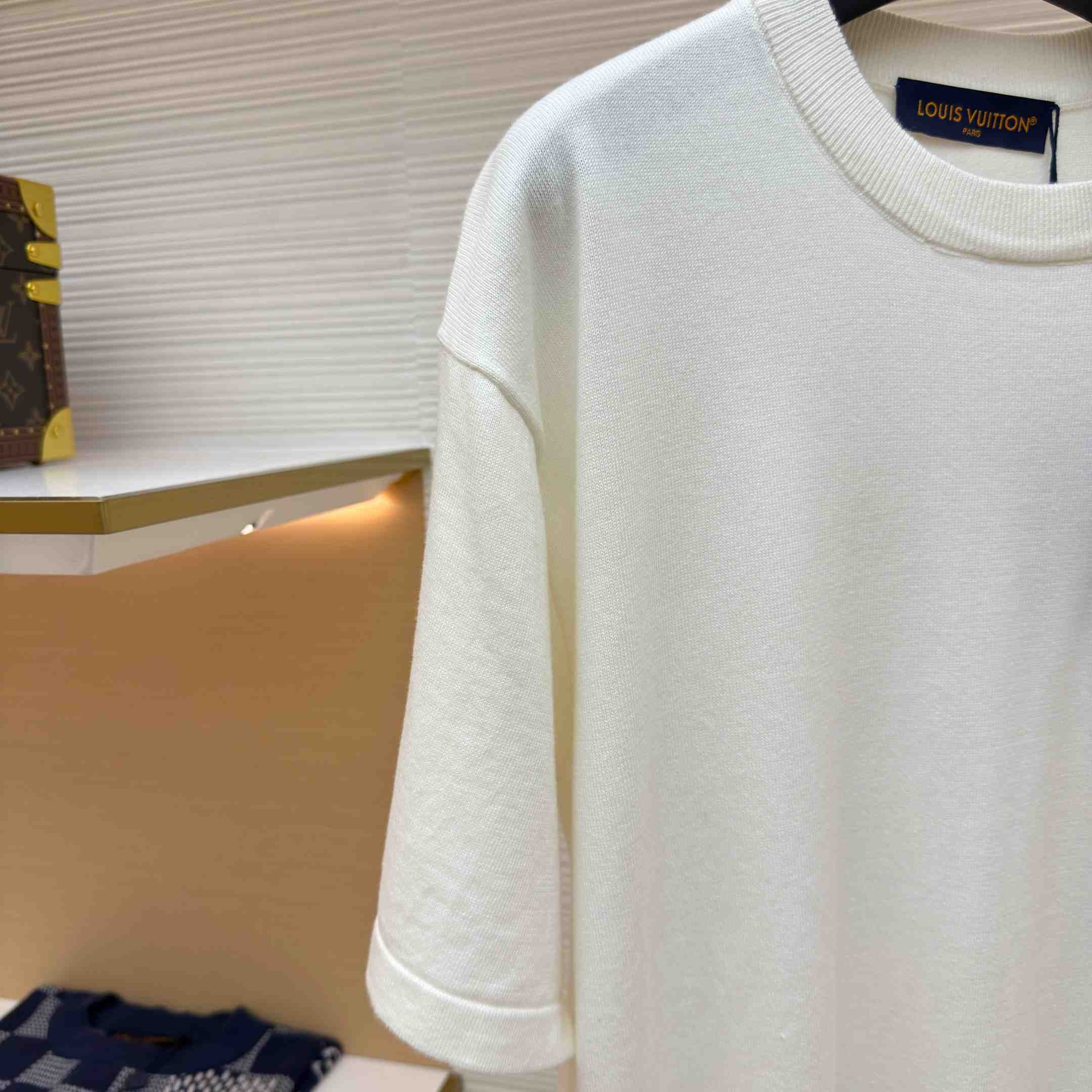 Louis Vuitton Embellished Short-Sleeved Crewneck 1AHVO9 - DopestKickz