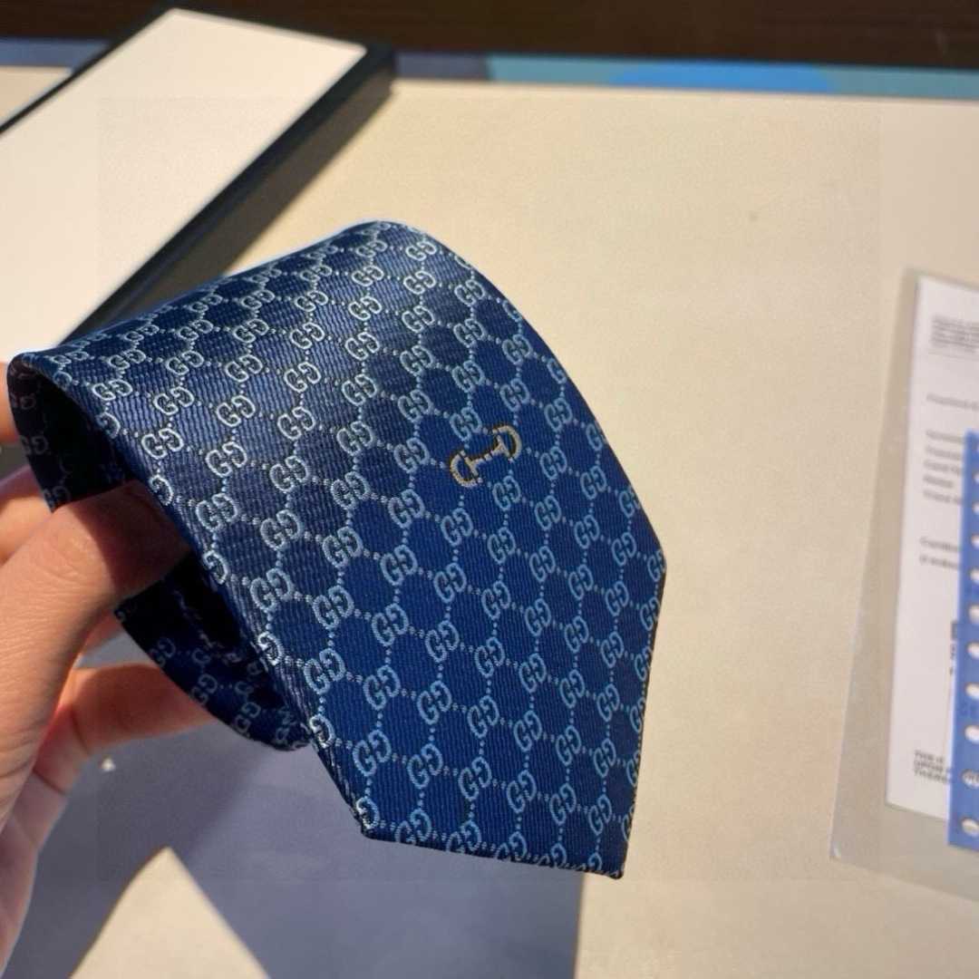 Gucci GG Silk Jacquard Tie - DopestKickz
