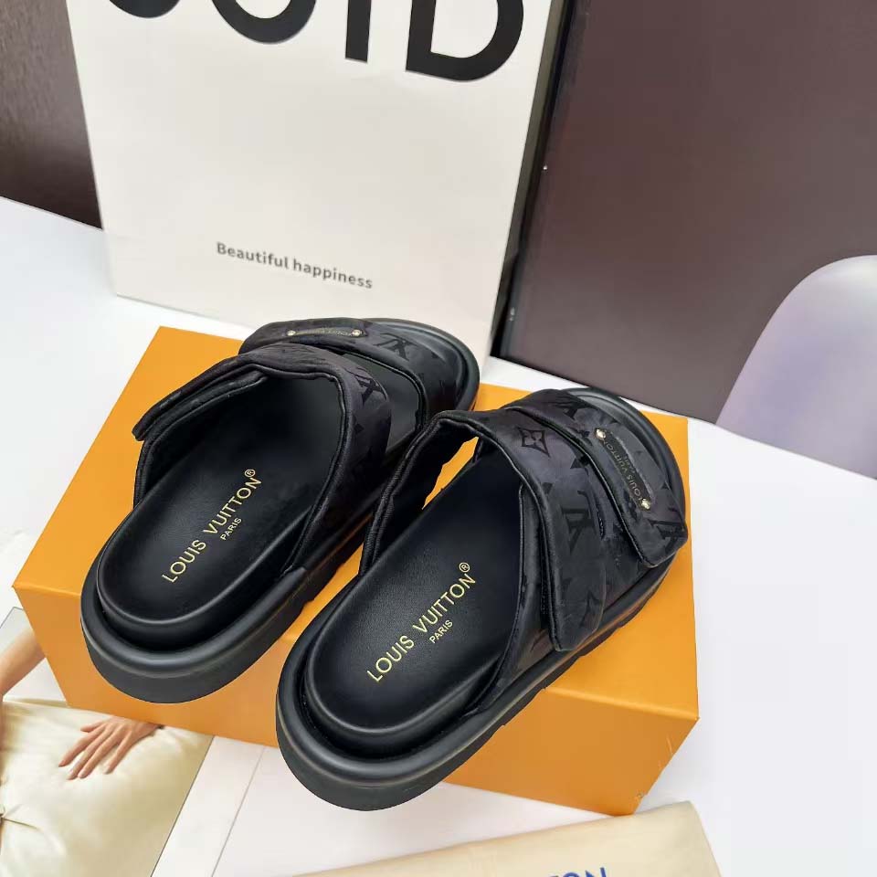 Louis Vuitton Pool Pillow Comfort Mule   1AHNQS - DopestKickz