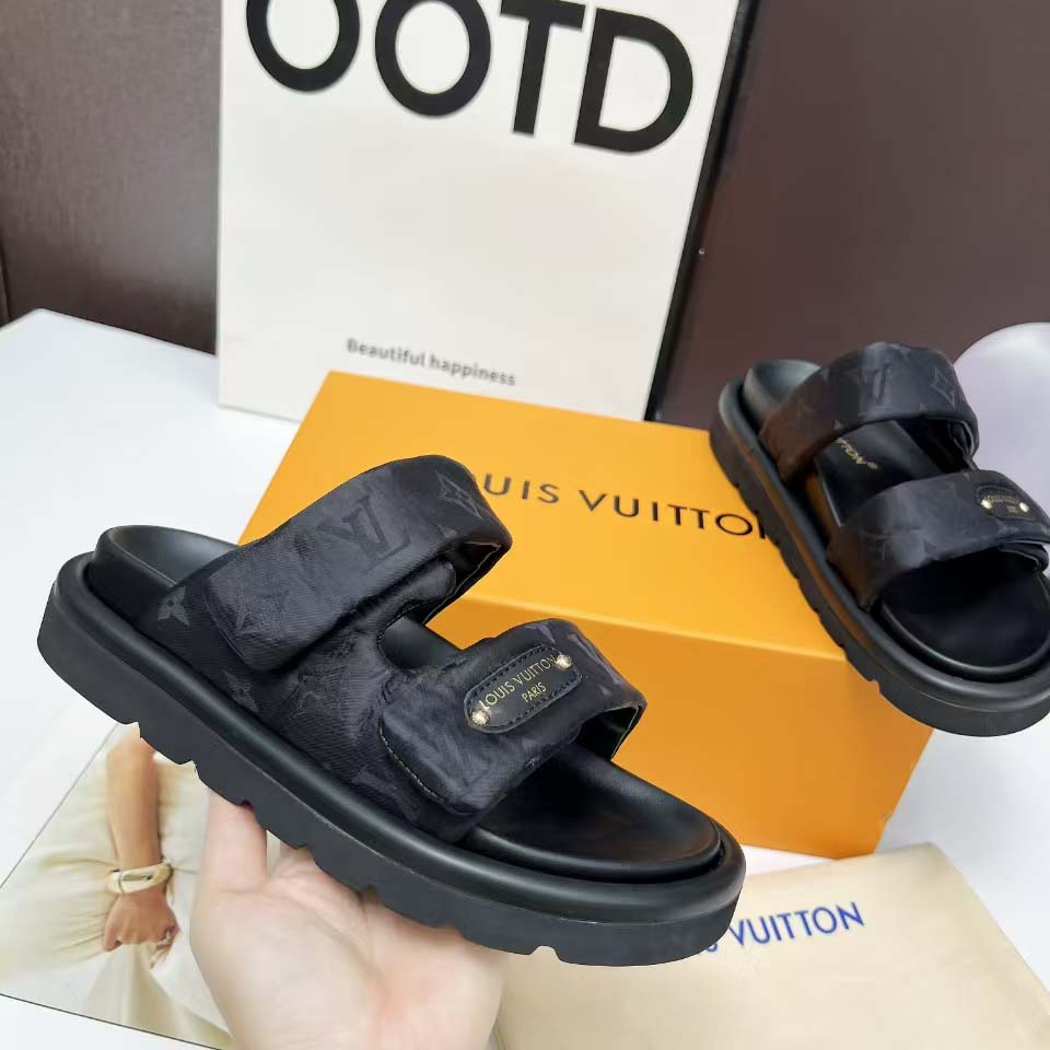 Louis Vuitton Pool Pillow Comfort Mule   1AHNQS - DopestKickz