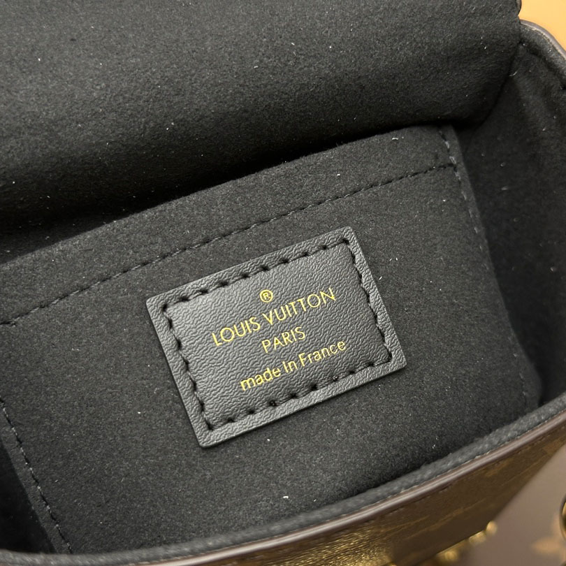 Louis Vuitton Camera Box M82465 - DopestKickz