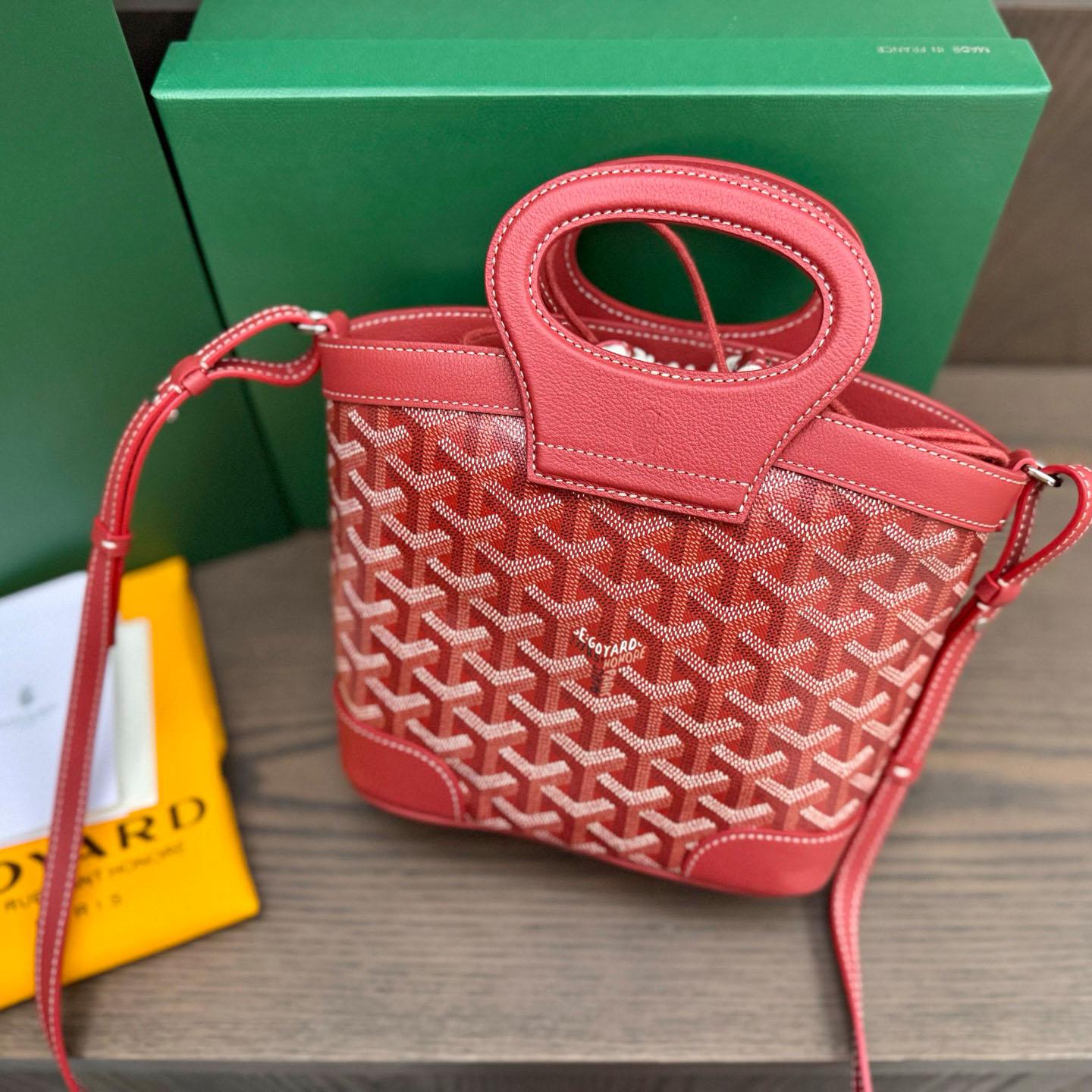 Goyard Beluga Mini Bag - DopestKickz