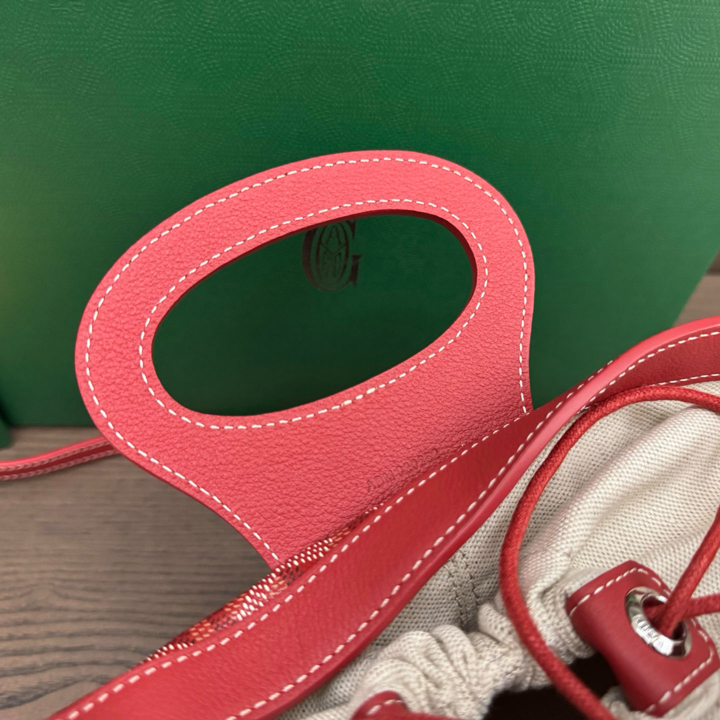 Goyard Beluga Mini Bag - DopestKickz