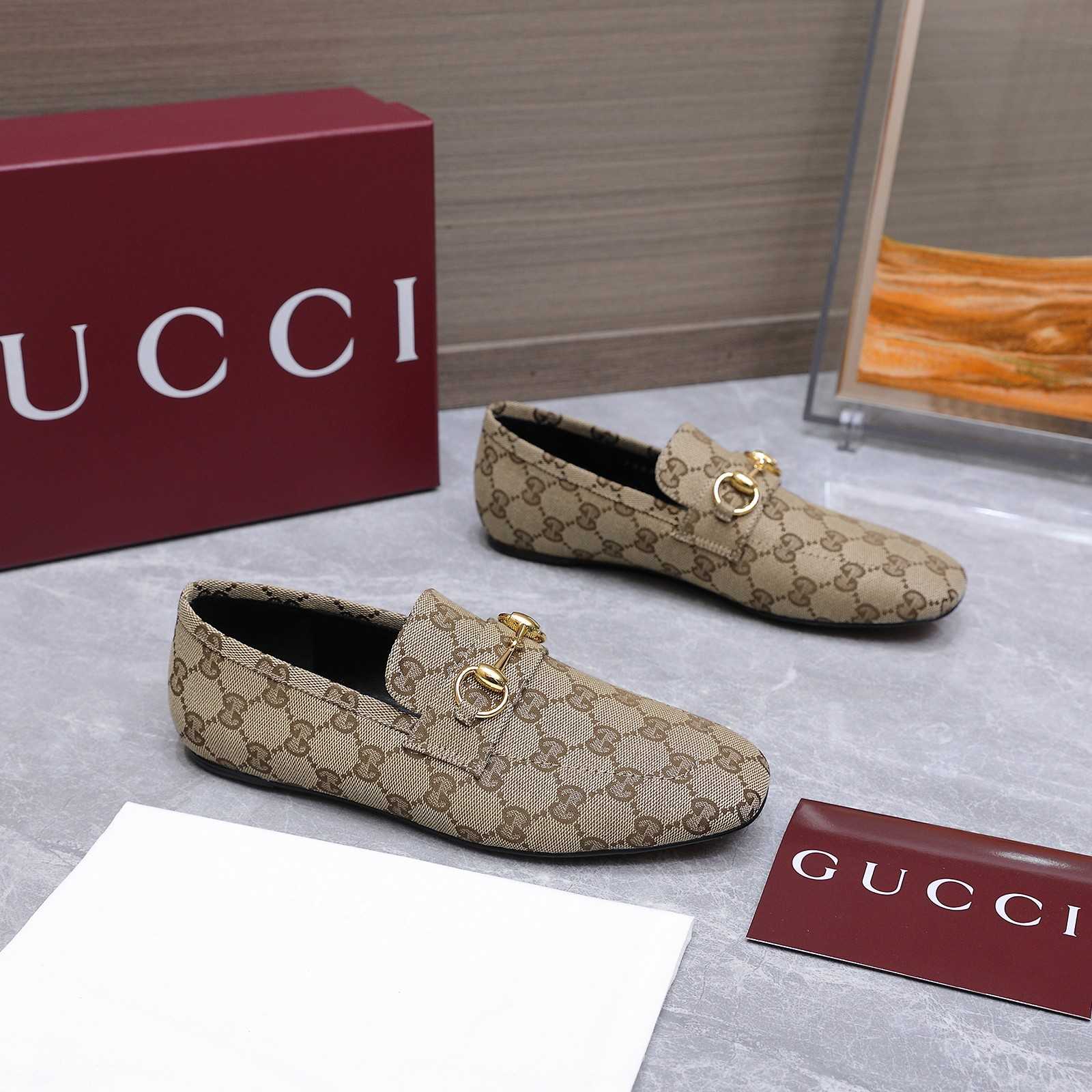 Gucci Women's Ragazzo Loafer - DopestKickz