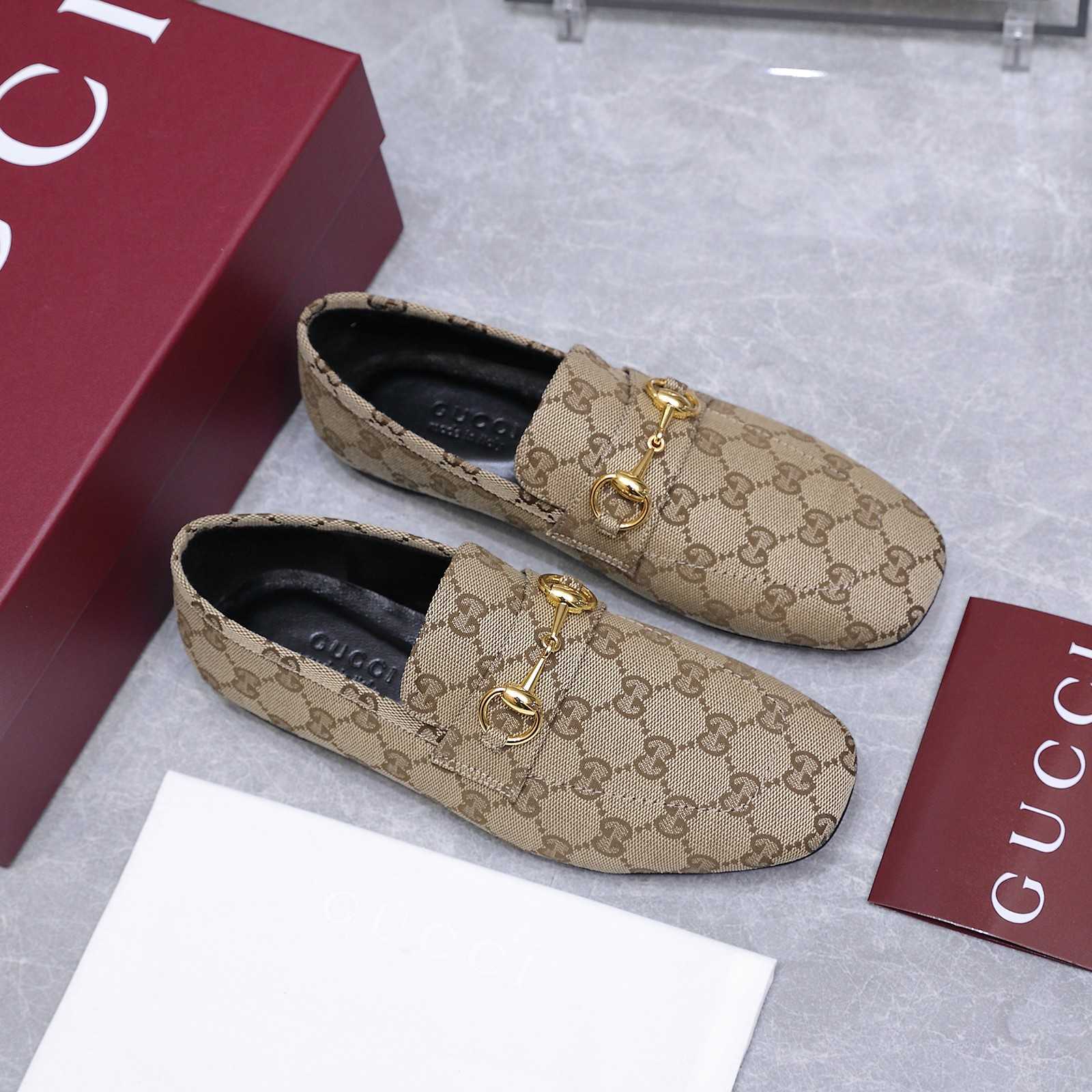 Gucci Women's Ragazzo Loafer - DopestKickz