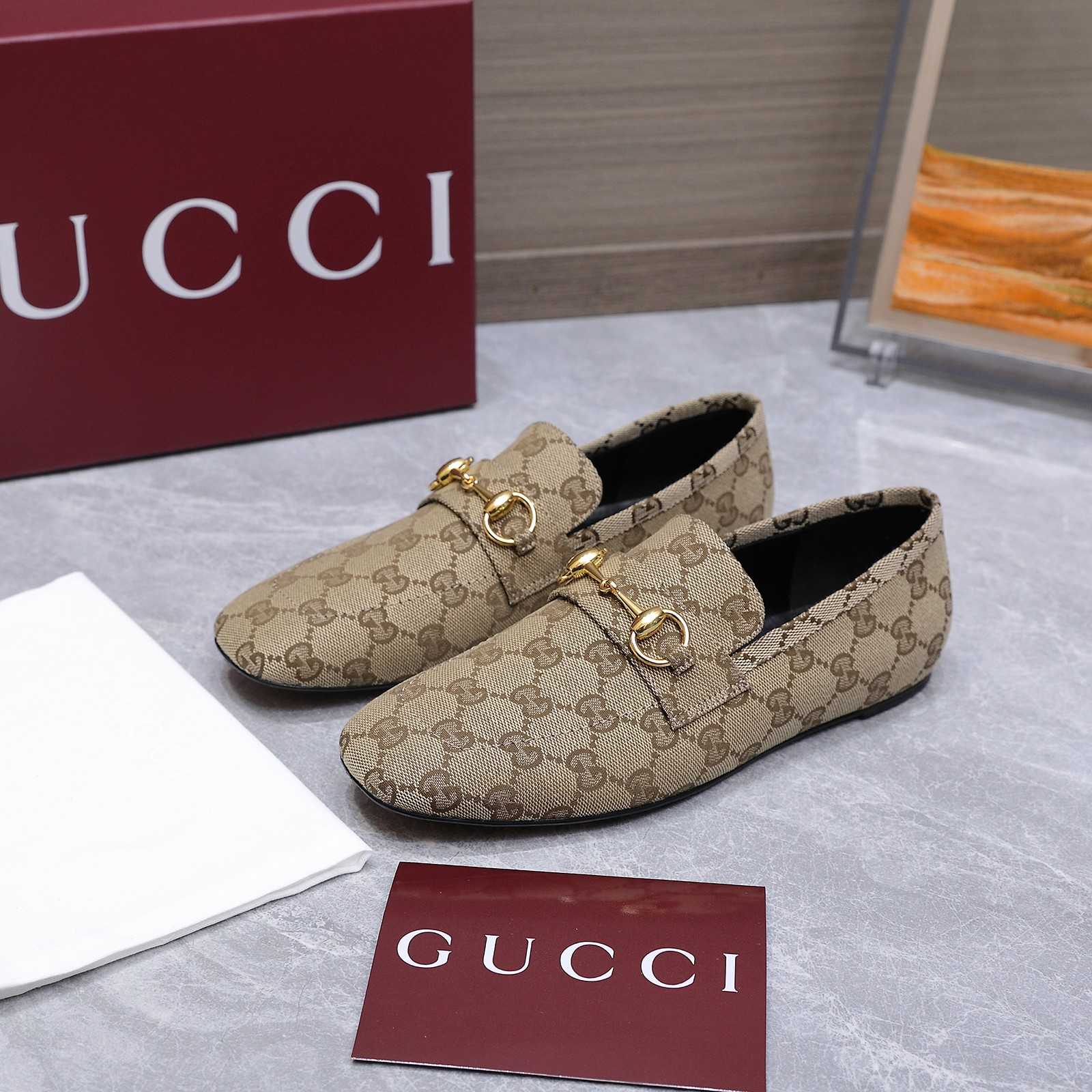 Gucci Women's Ragazzo Loafer - DopestKickz