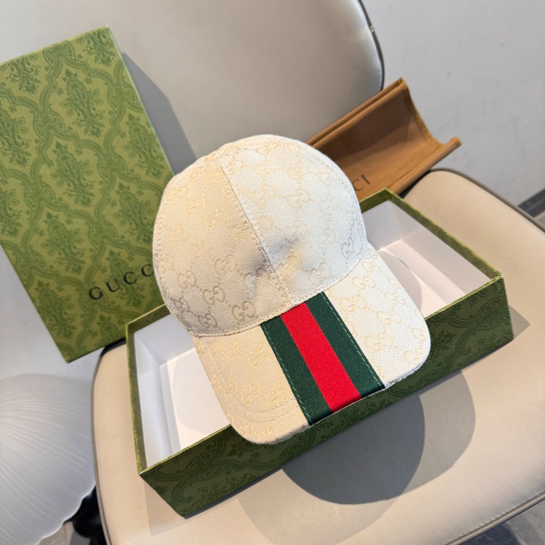 Gucci GG Canvas Baseball Hat - DopestKickz