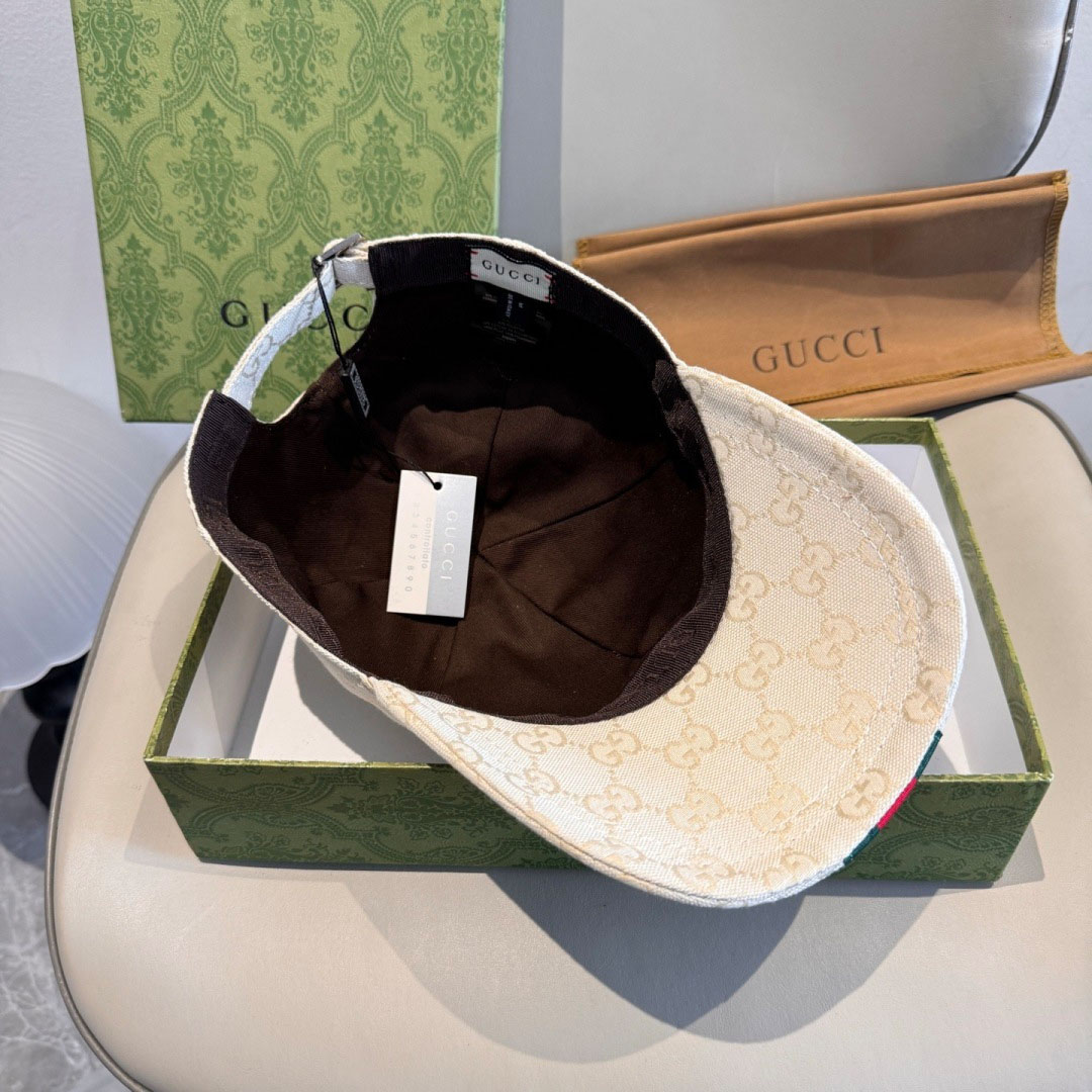 Gucci GG Canvas Baseball Hat - DopestKickz
