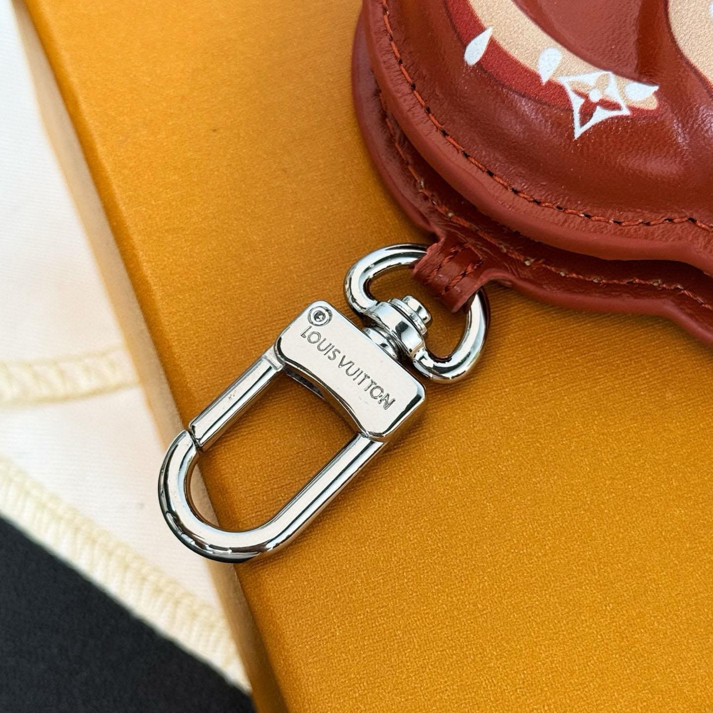 Louis Vuitton LV Bretzel Bag Charm M03295 - DopestKickz
