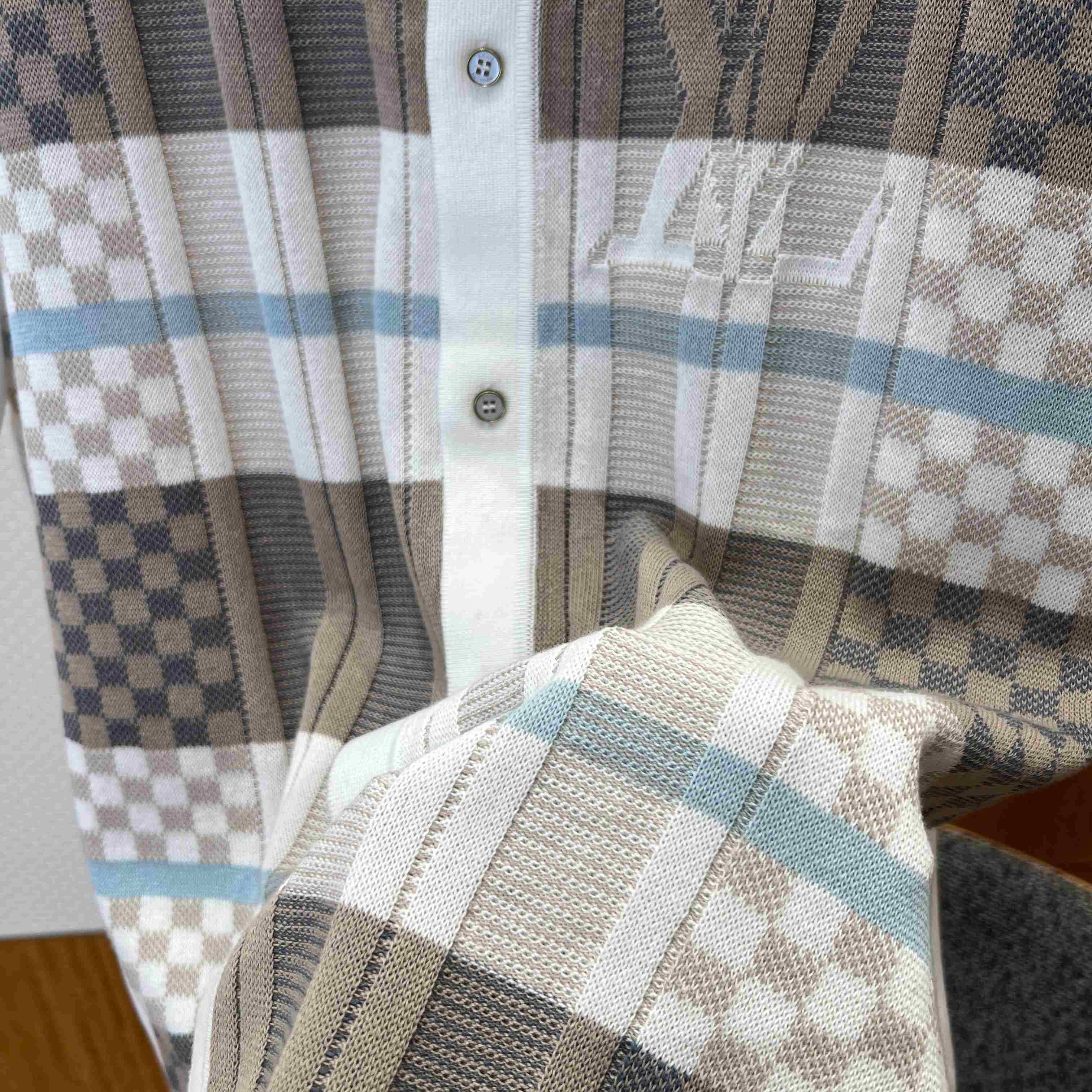 Louis Vuitton Graphic Jacquard Short-Sleeved Shirt 1AJTVO - DopestKickz