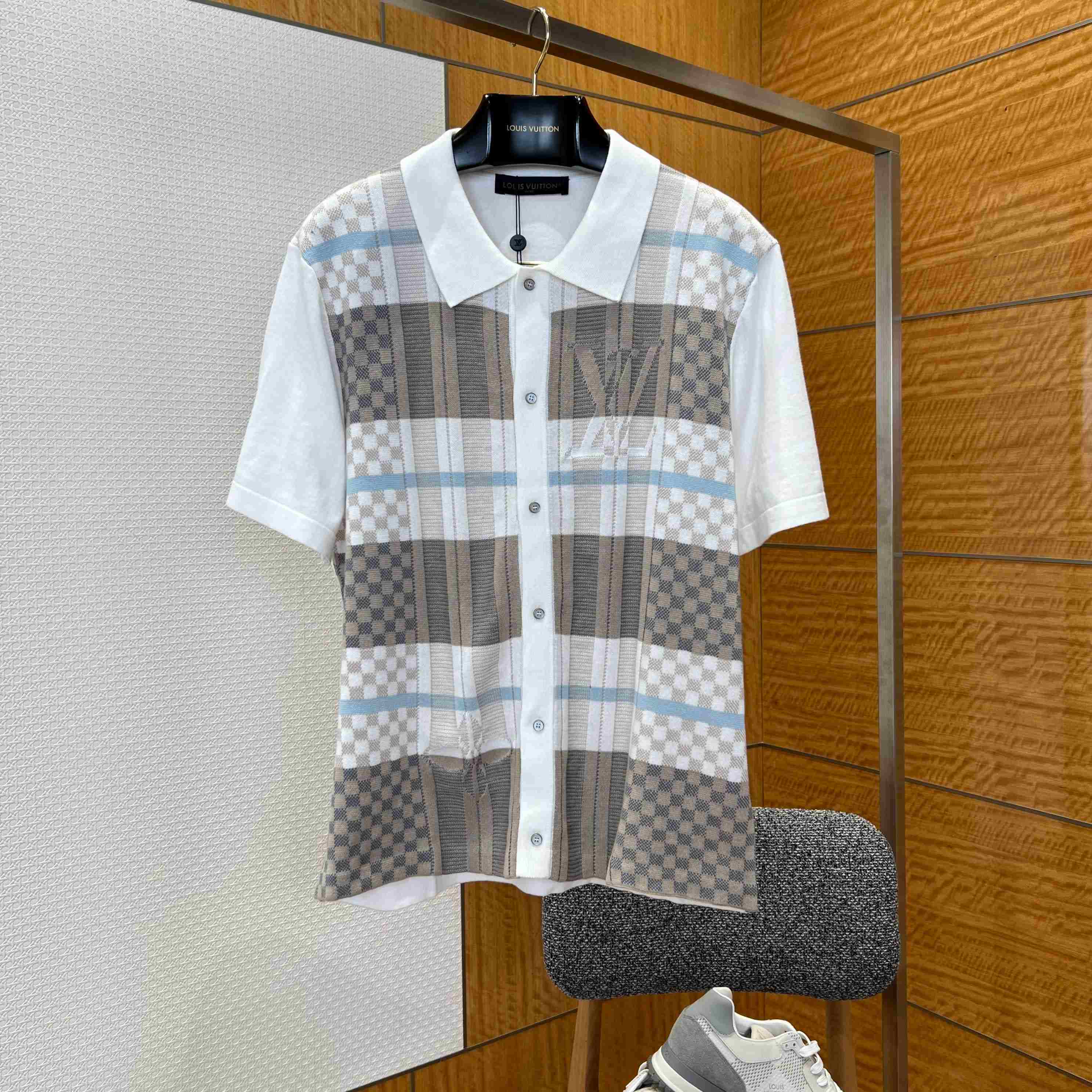 Louis Vuitton Graphic Jacquard Short-Sleeved Shirt 1AJTVO - DopestKickz