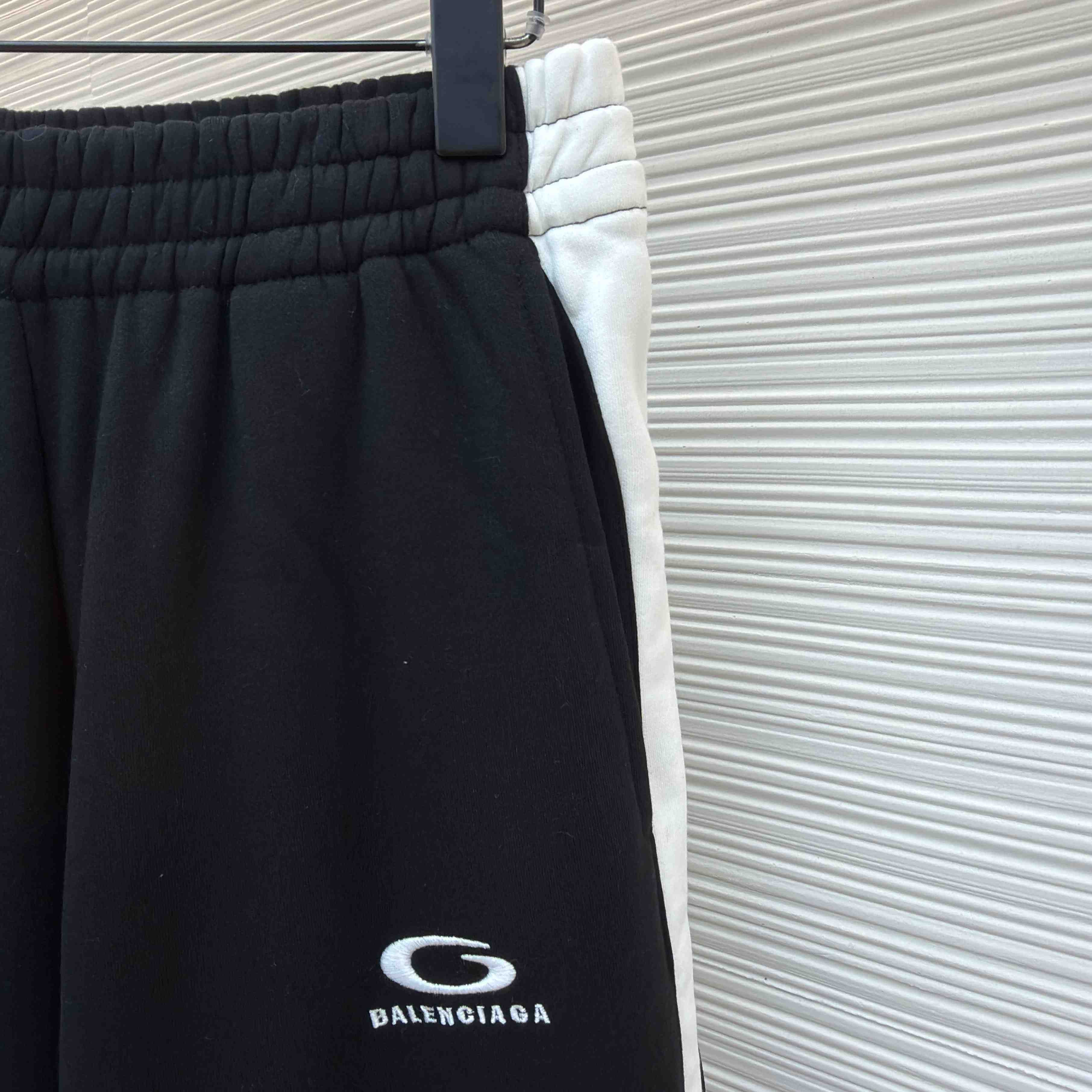 Balenciaga | Nba Collaboration Oversized Sweatpants In Black/White - DopestKickz