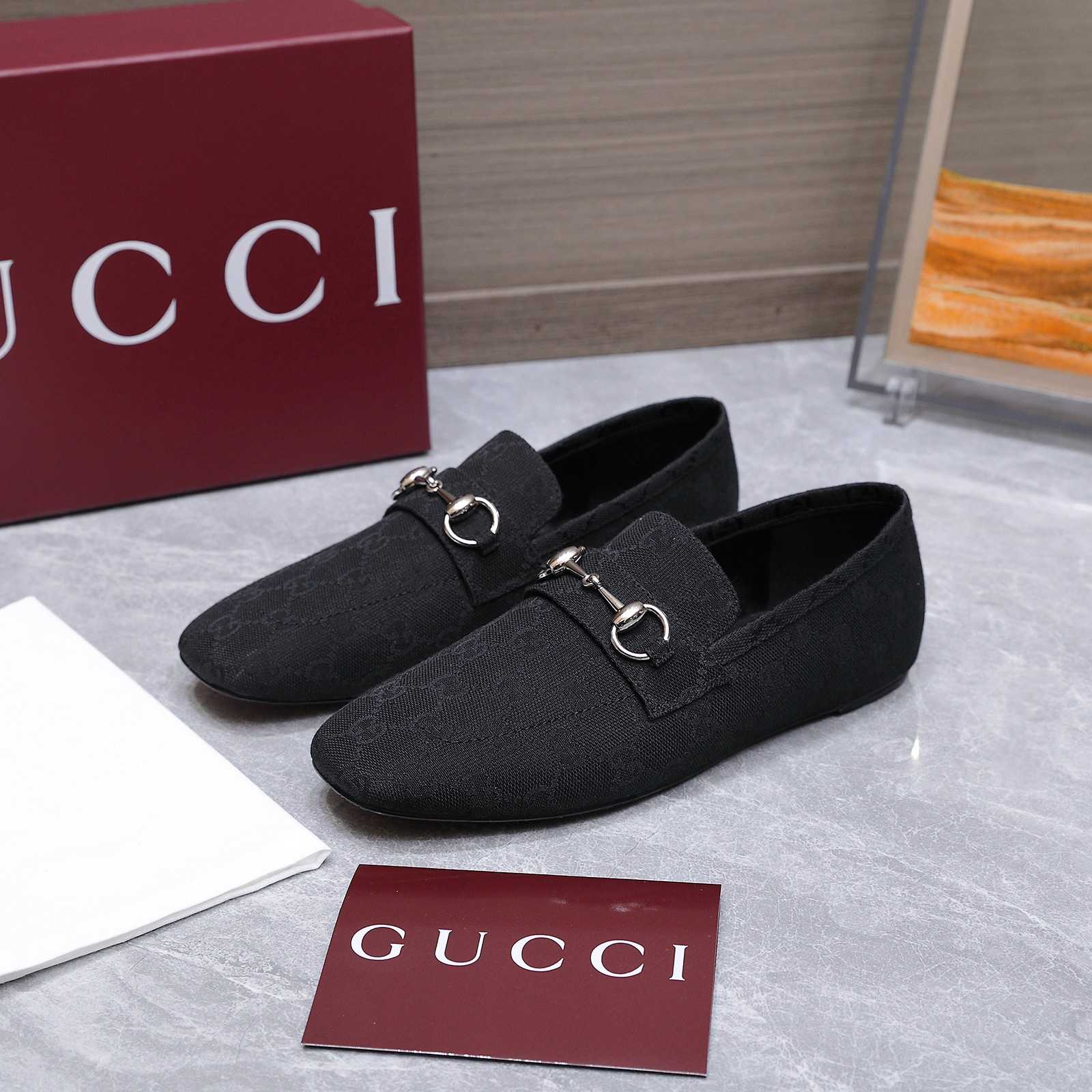 Gucci Women's Ragazzo Loafer - DopestKickz