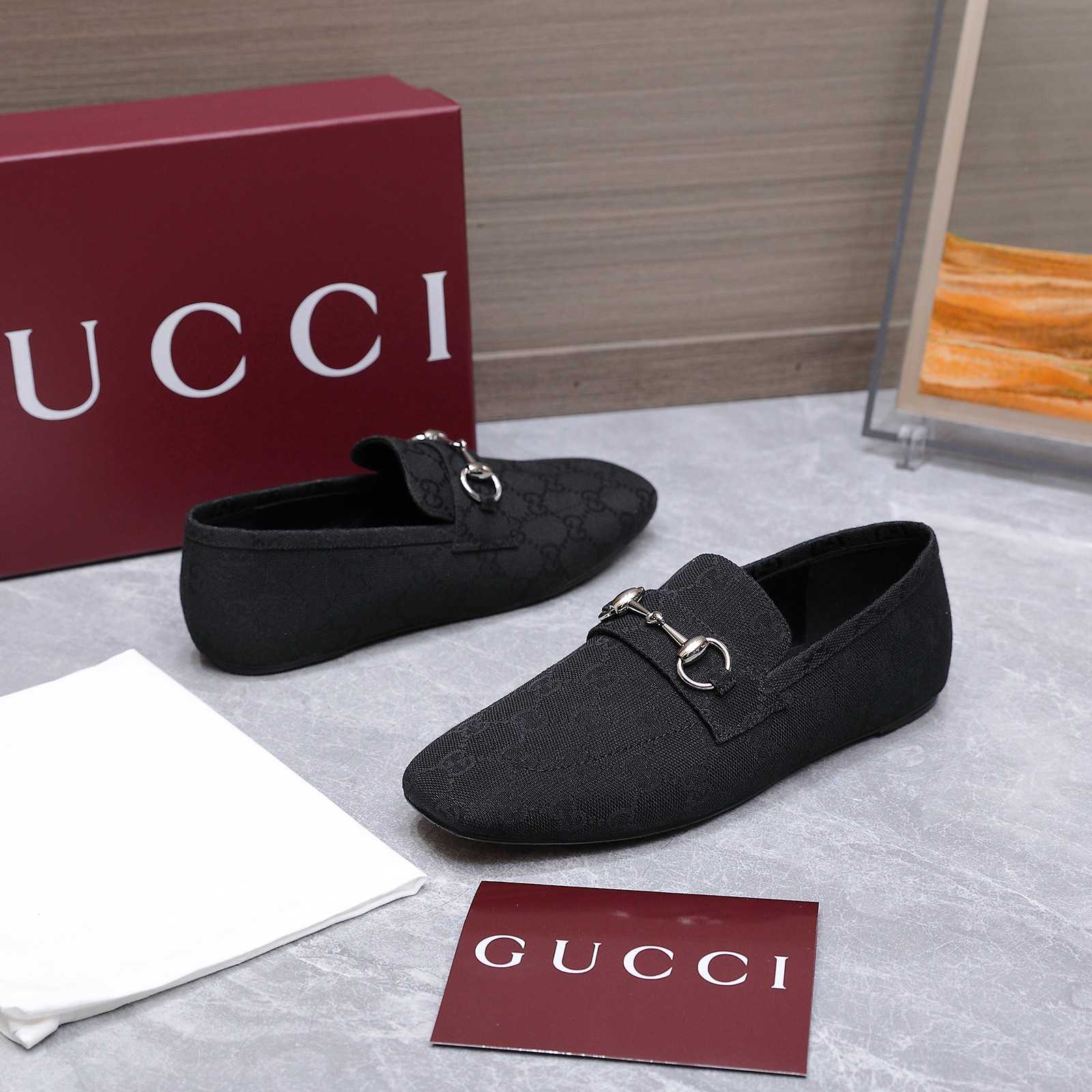 Gucci Women's Ragazzo Loafer - DopestKickz