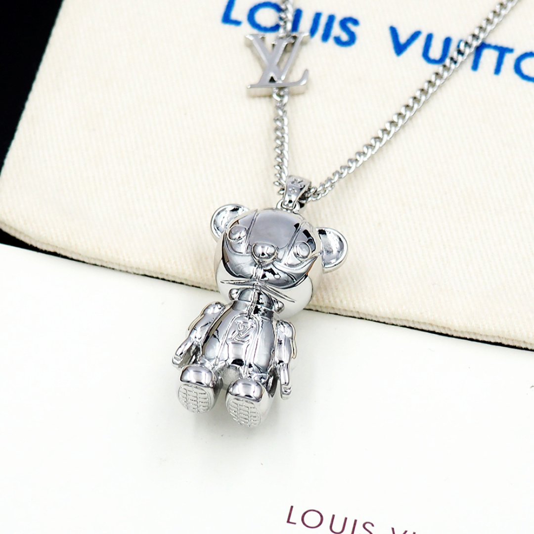 Louis Vuitton LV Louis Medium Charm   M03090 - DopestKickz