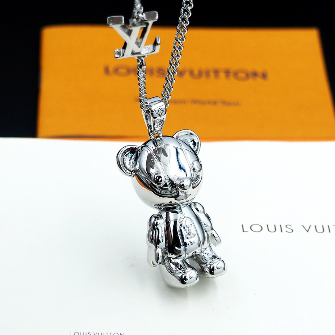 Louis Vuitton LV Louis Medium Charm   M03090 - DopestKickz