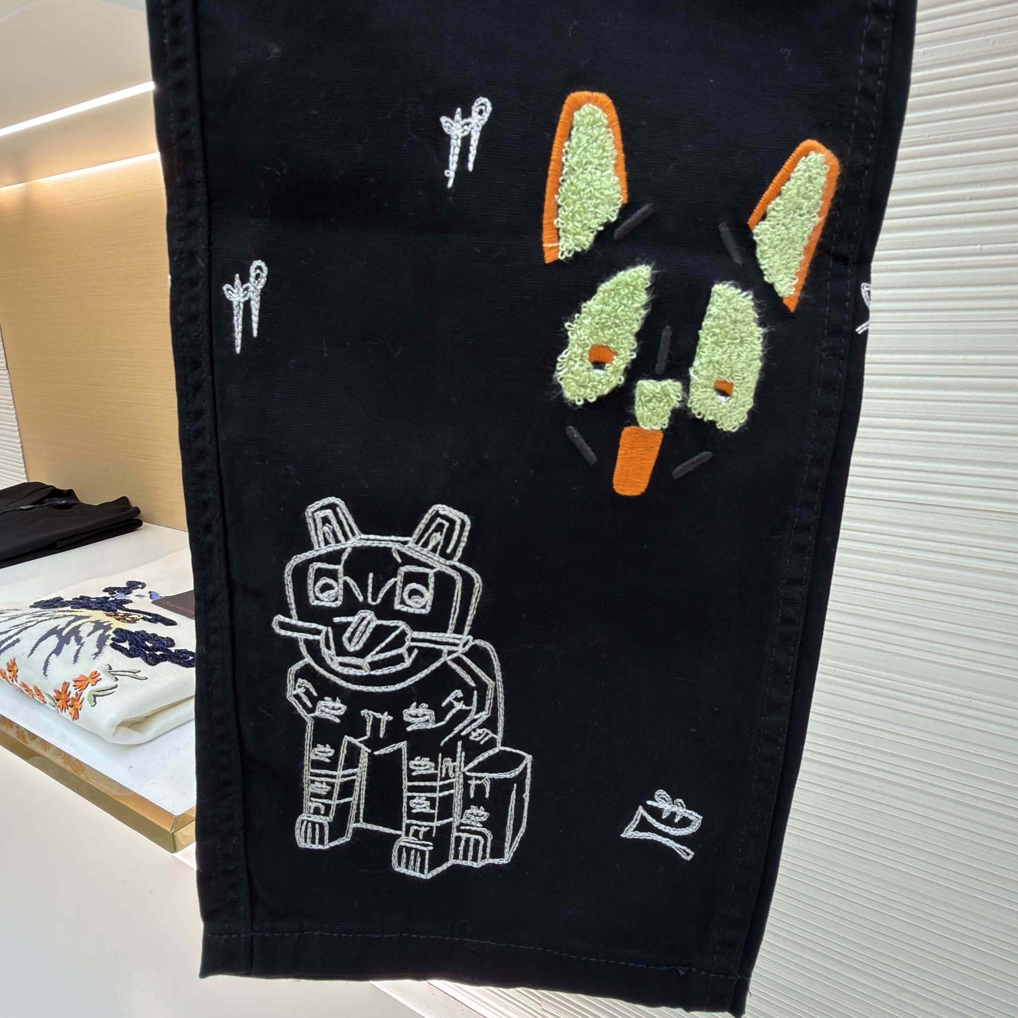 Loewe Trousers In Cotton - DopestKickz