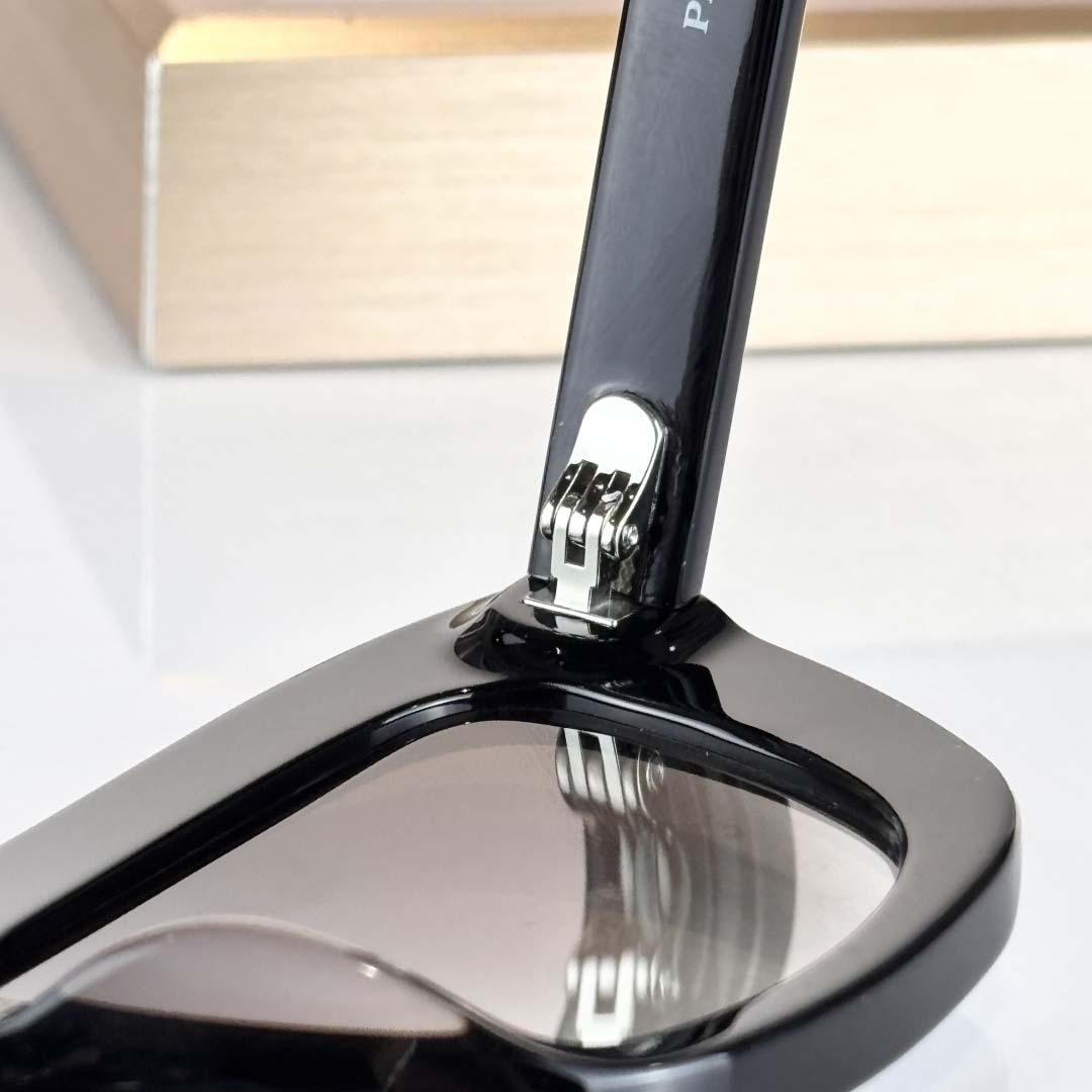 Prada PR D07S Sunglasses     - DopestKickz