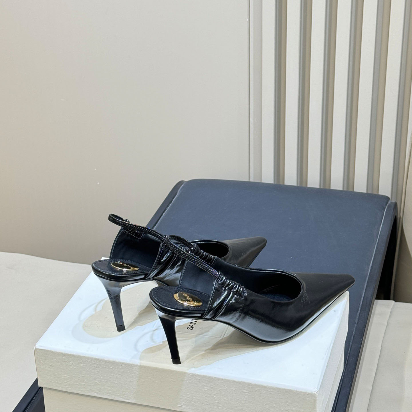 Saint Laurent ANNE-MARIE Slingback Pumps In Smooth Leather - DopestKickz