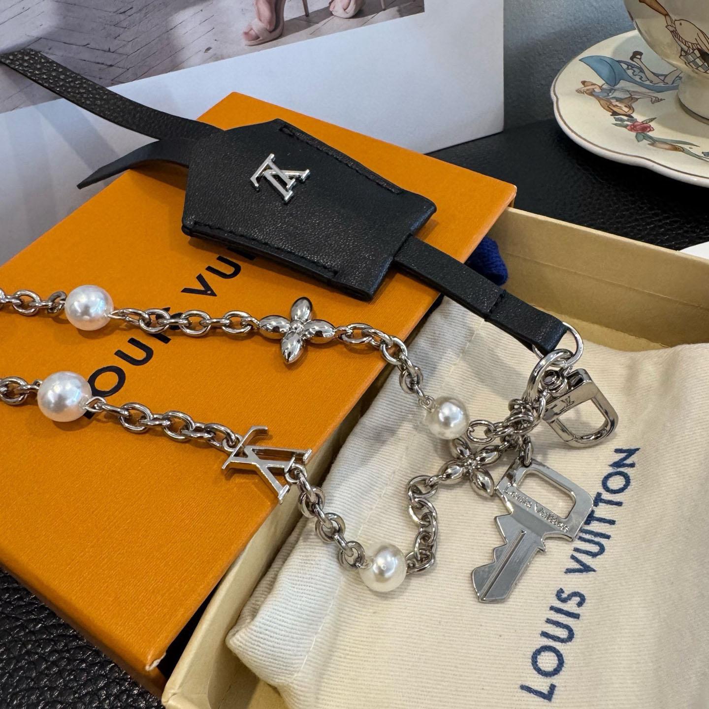 Louis Vuitton Midnight Pearls Stacking Bag Charms M02957 - DopestKickz