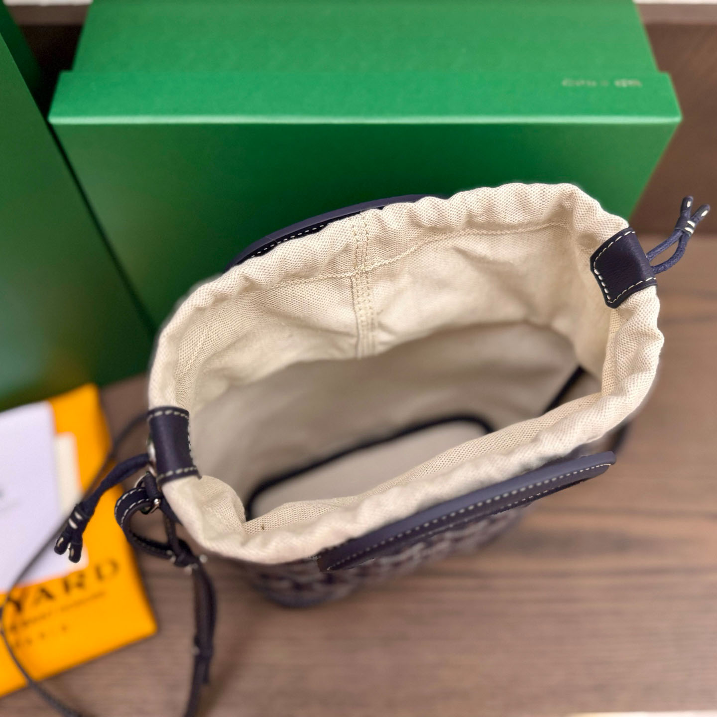 Goyard Beluga Mini Bag - DopestKickz