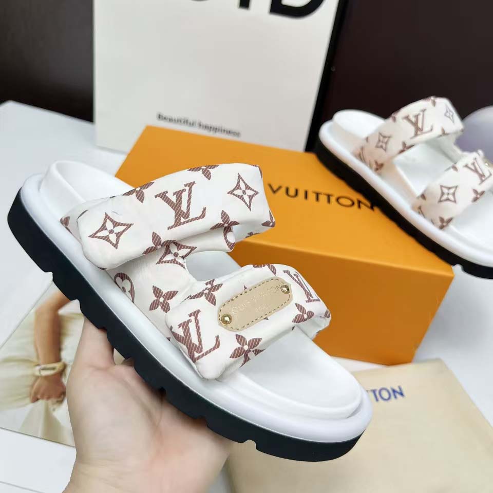 Louis Vuitton Pool Pillow Comfort Mule   1AHMDW - DopestKickz