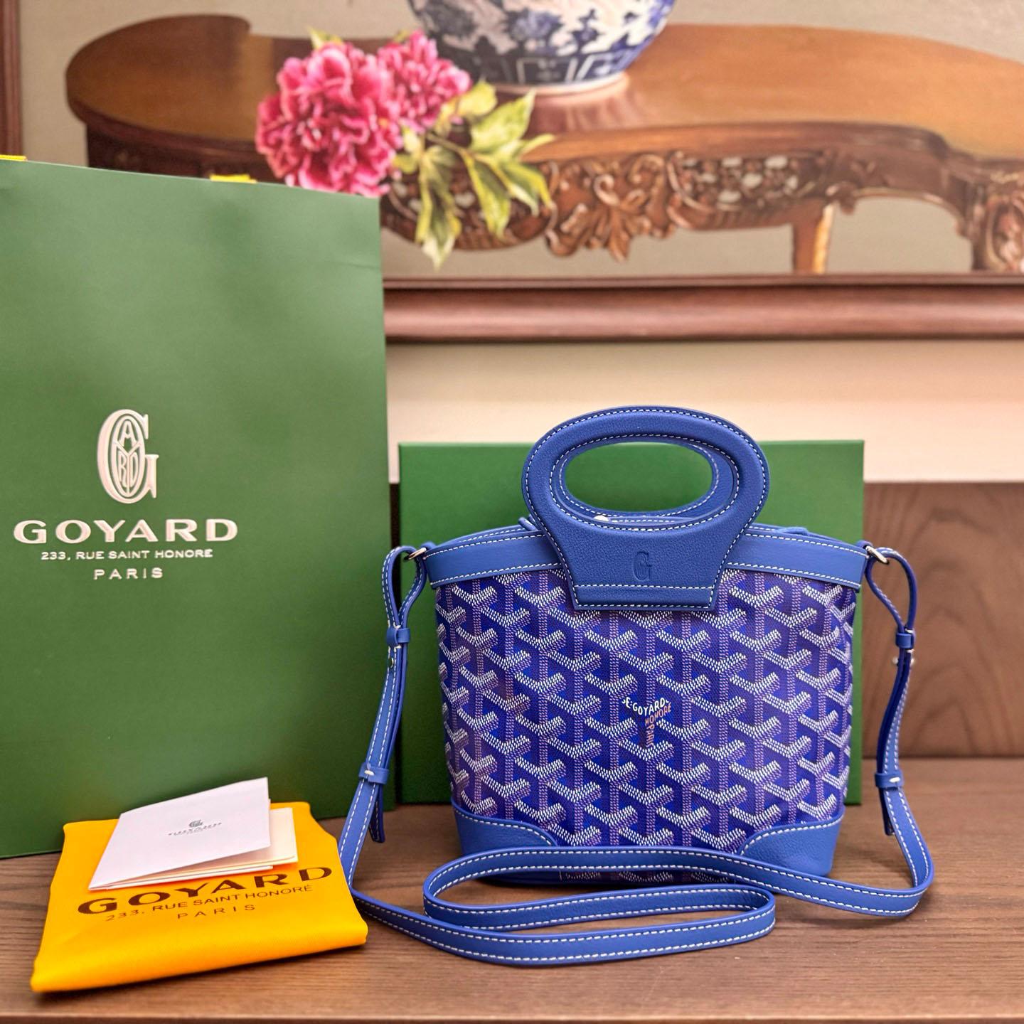 Goyard Beluga Mini Bag - DopestKickz