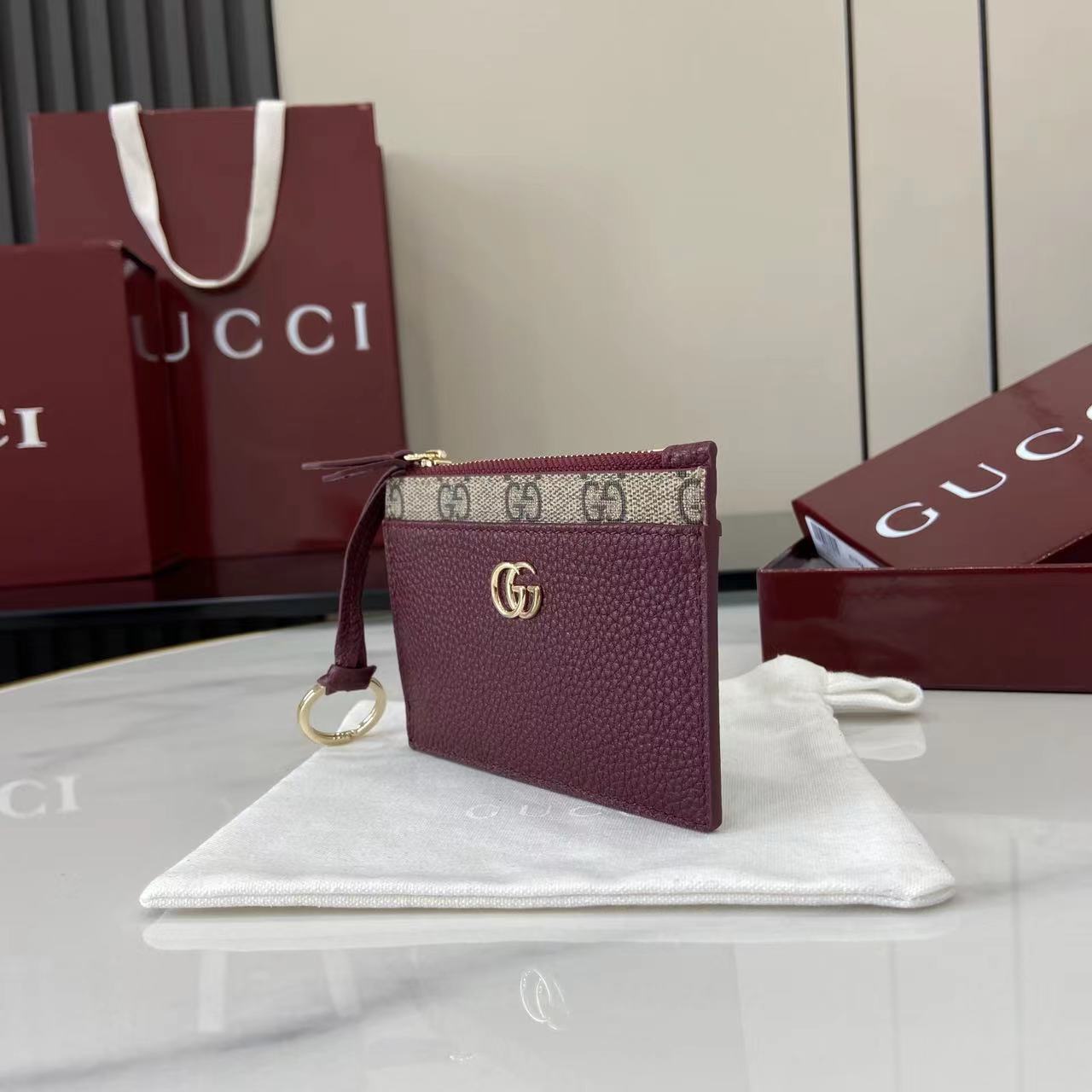 Gucci Bi-color GG Marmont Zip Key Pouch - DopestKickz