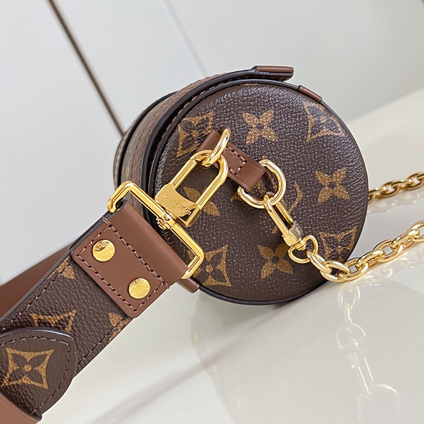 Louis Vuitton Papillon Trunk M57835 - DopestKickz