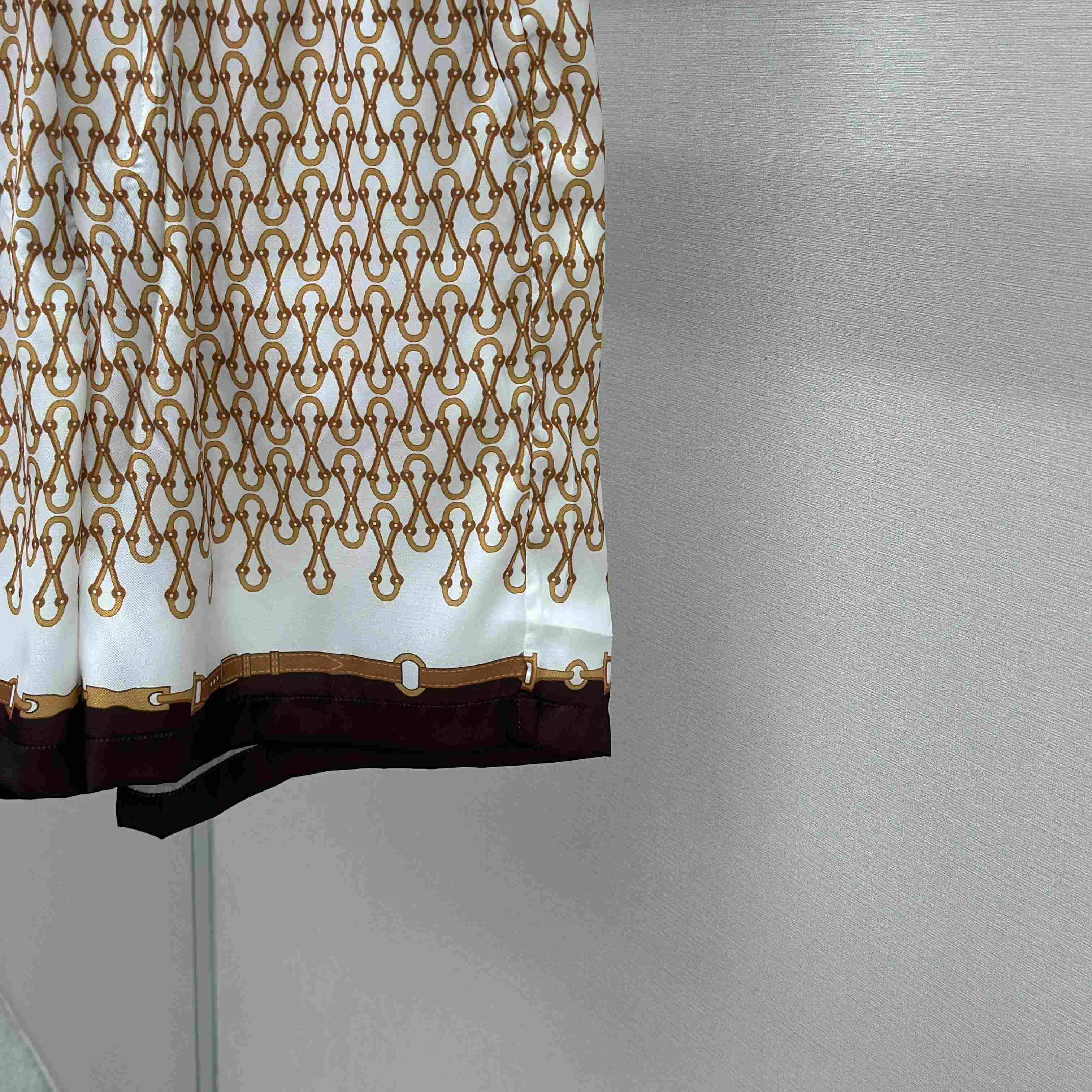 Gucci Printed Silk Twill Shorts - DopestKickz