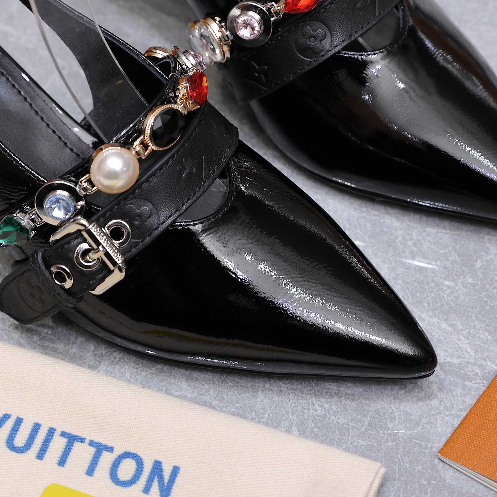 Louis Vuitton LV Vibe Slingback Pump   1AIT25 - DopestKickz