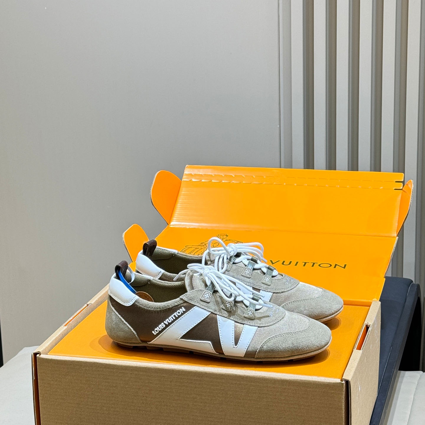 Louis Vuitton LV Sneakerina 1AJJXW - DopestKickz