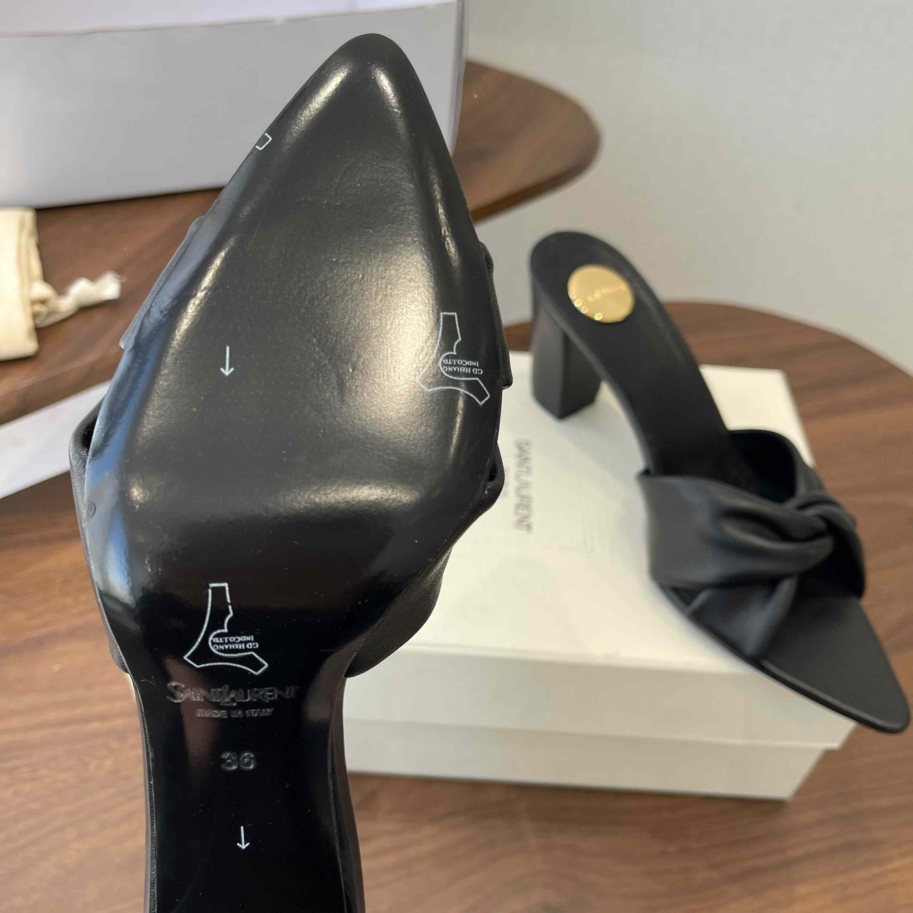 Saint Laurent FRANCIANE Mules In Smooth Leather - DopestKickz