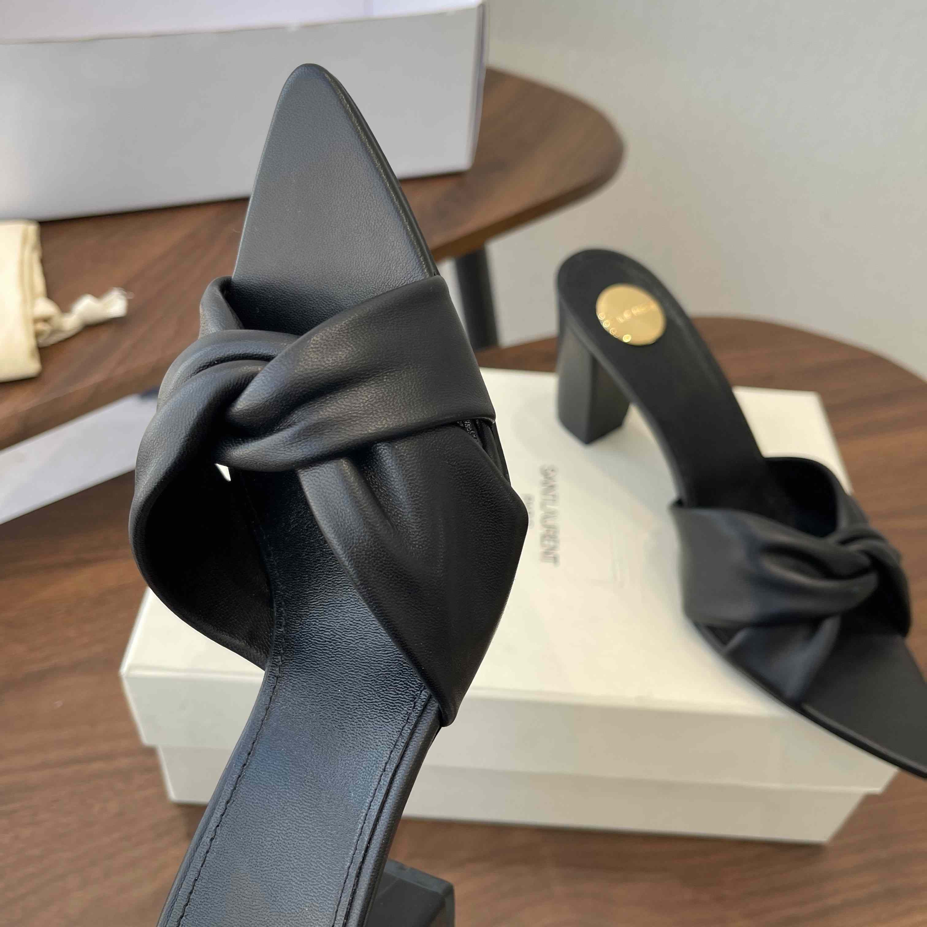 Saint Laurent FRANCIANE Mules In Smooth Leather - DopestKickz